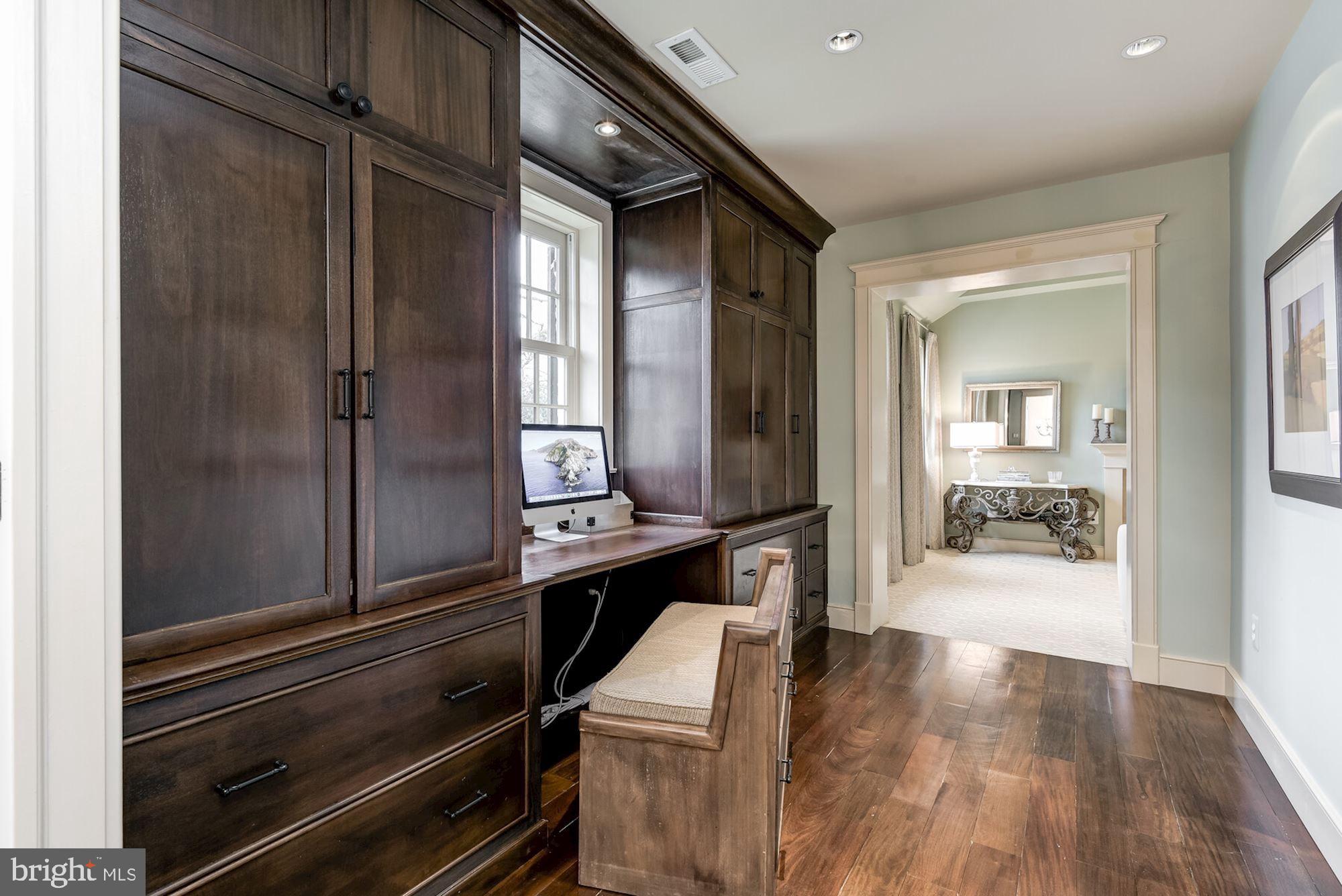 KENWOOD - Residential