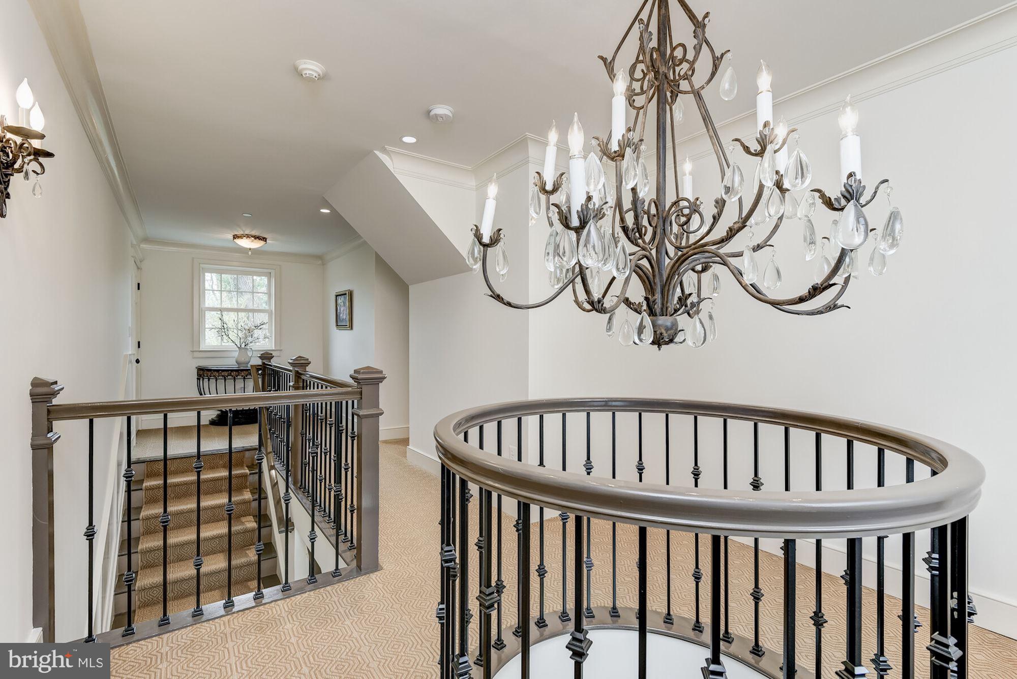 KENWOOD - Residential