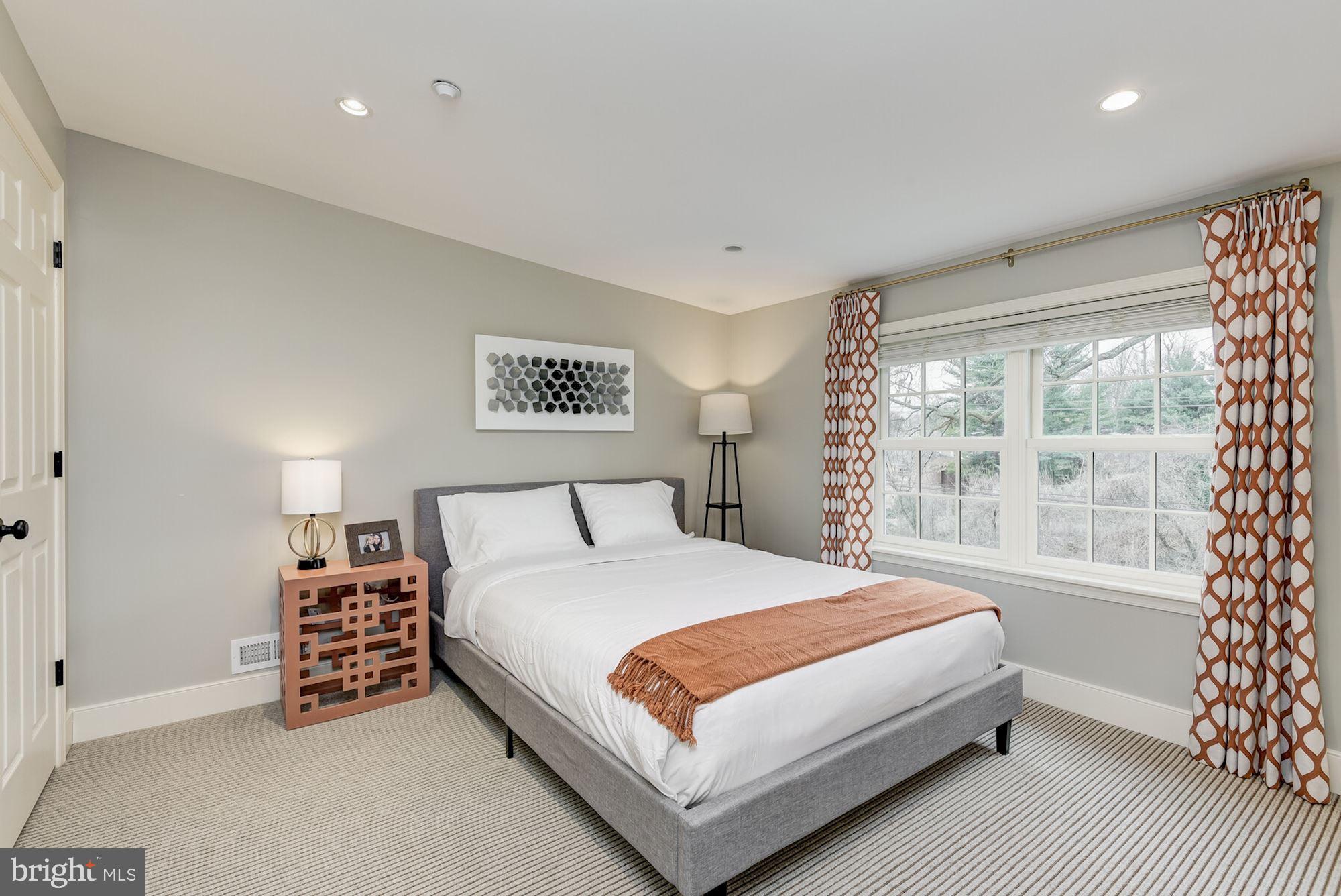 KENWOOD - Residential