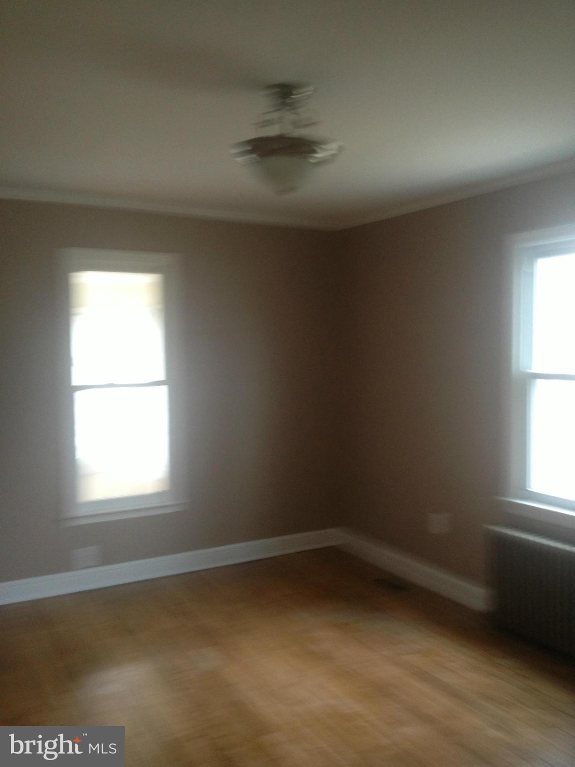 ANNANDALE ACRES - Residential Lease