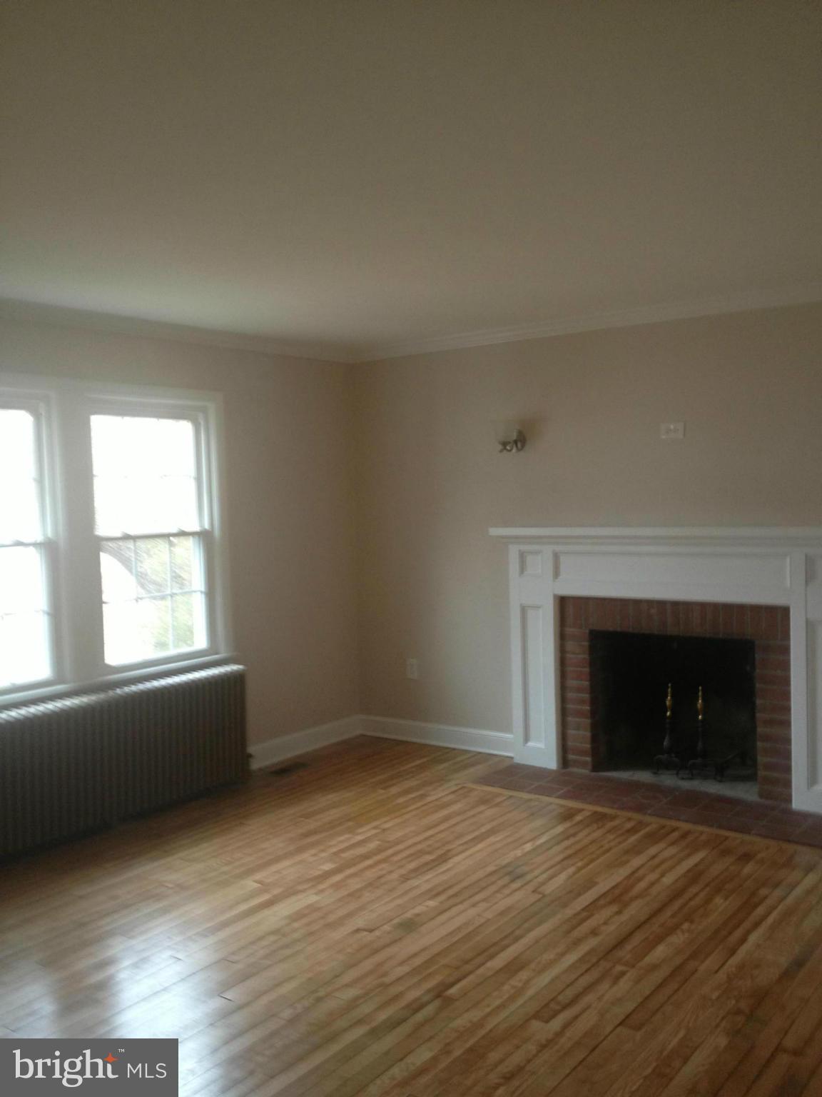 ANNANDALE ACRES - Residential Lease