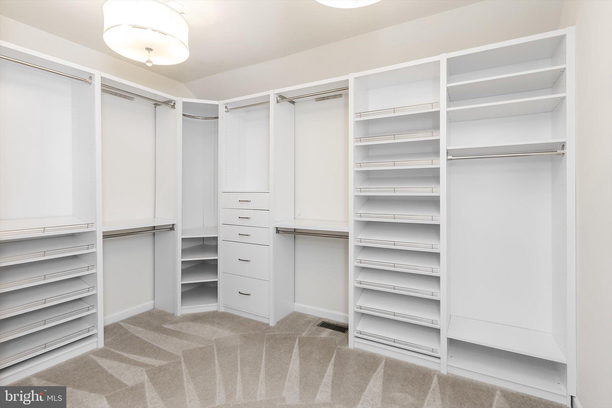 THE POINT - Residential