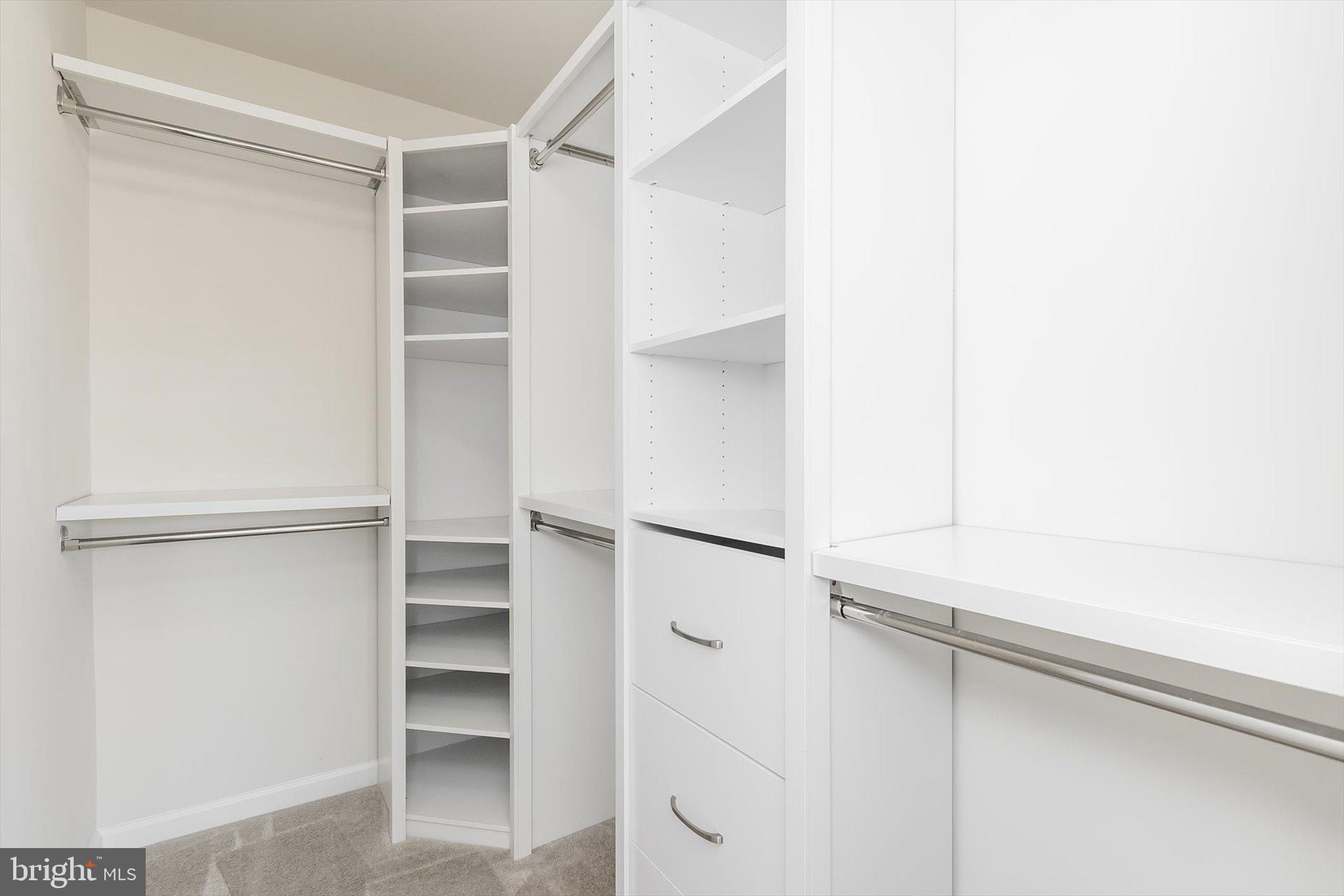 THE POINT - Residential