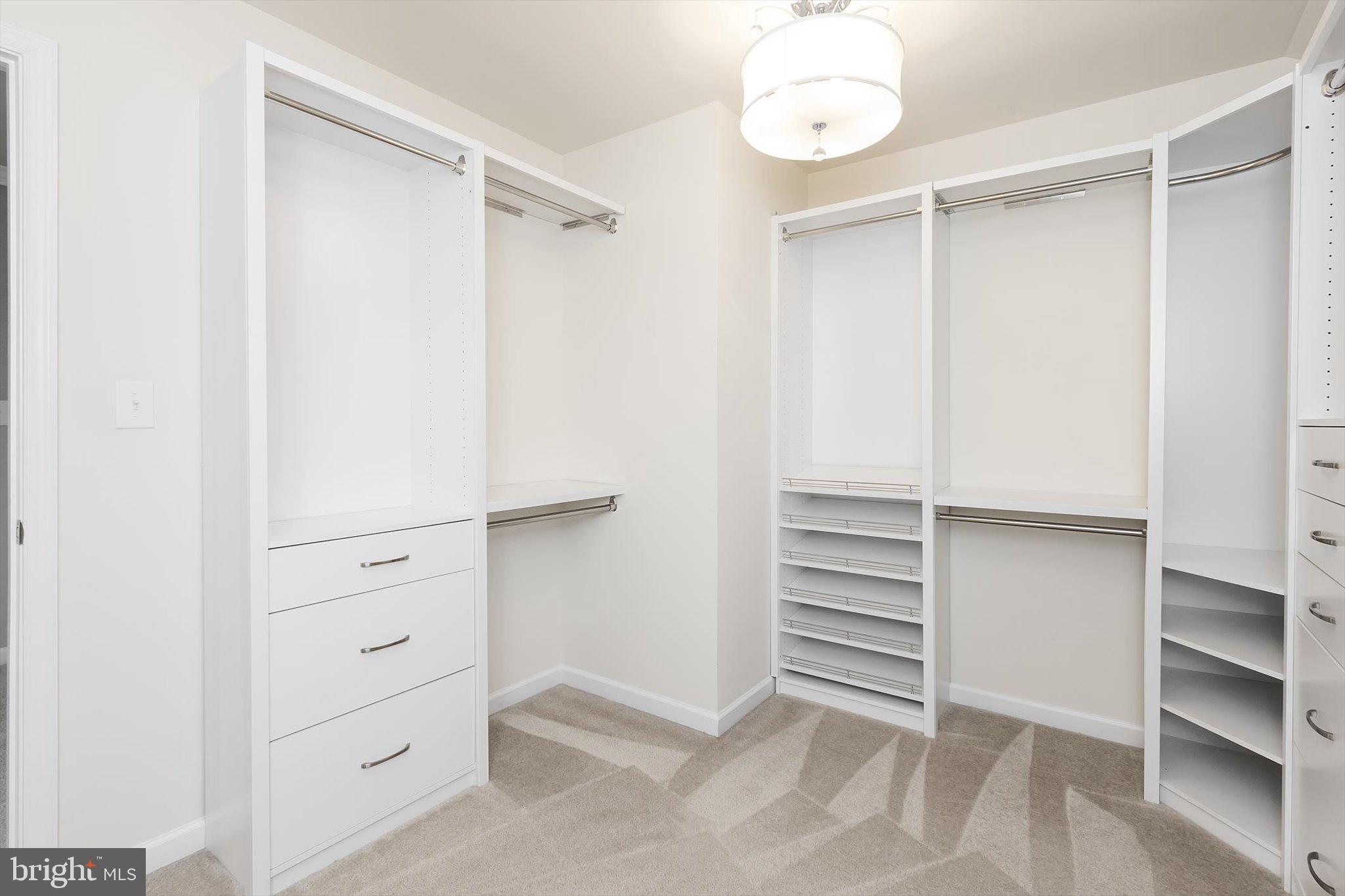 THE POINT - Residential