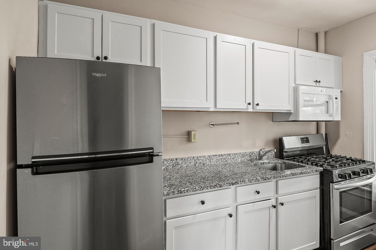 LAUREL - Residential Lease