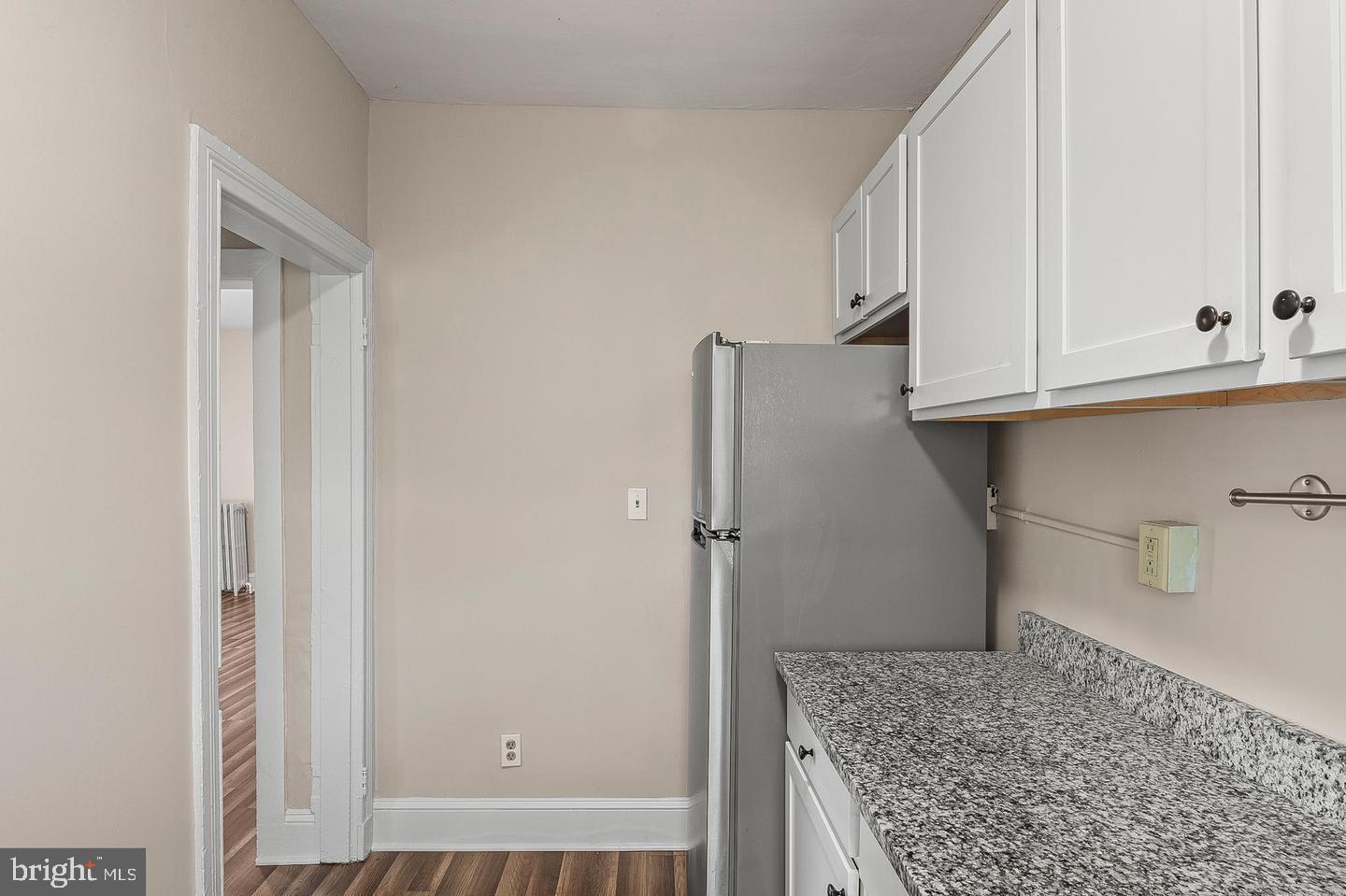 LAUREL - Residential Lease