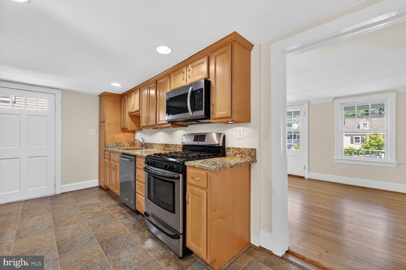 WEST END PARK - Residential
