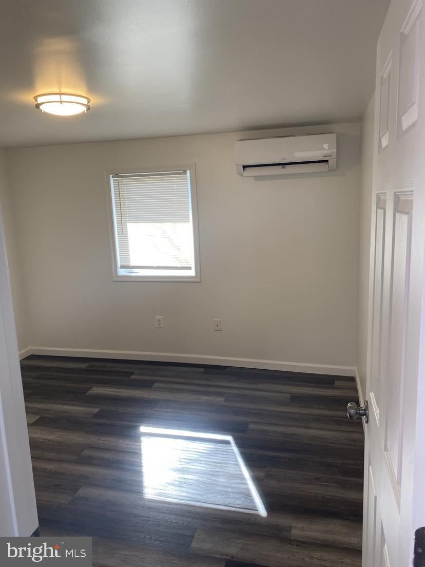 120 W 4TH AVENUE 1