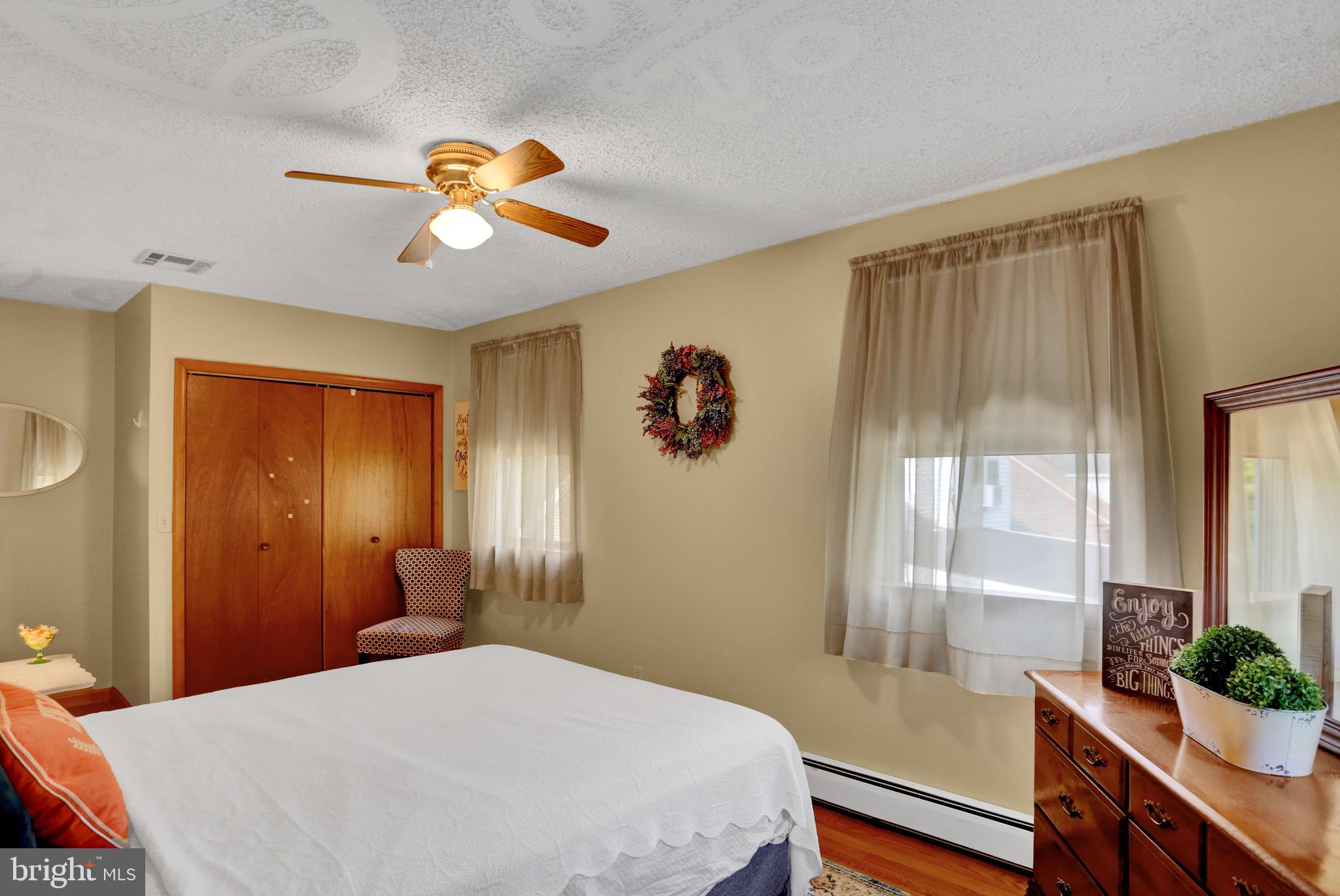 MUHLENBERG PARK - Residential