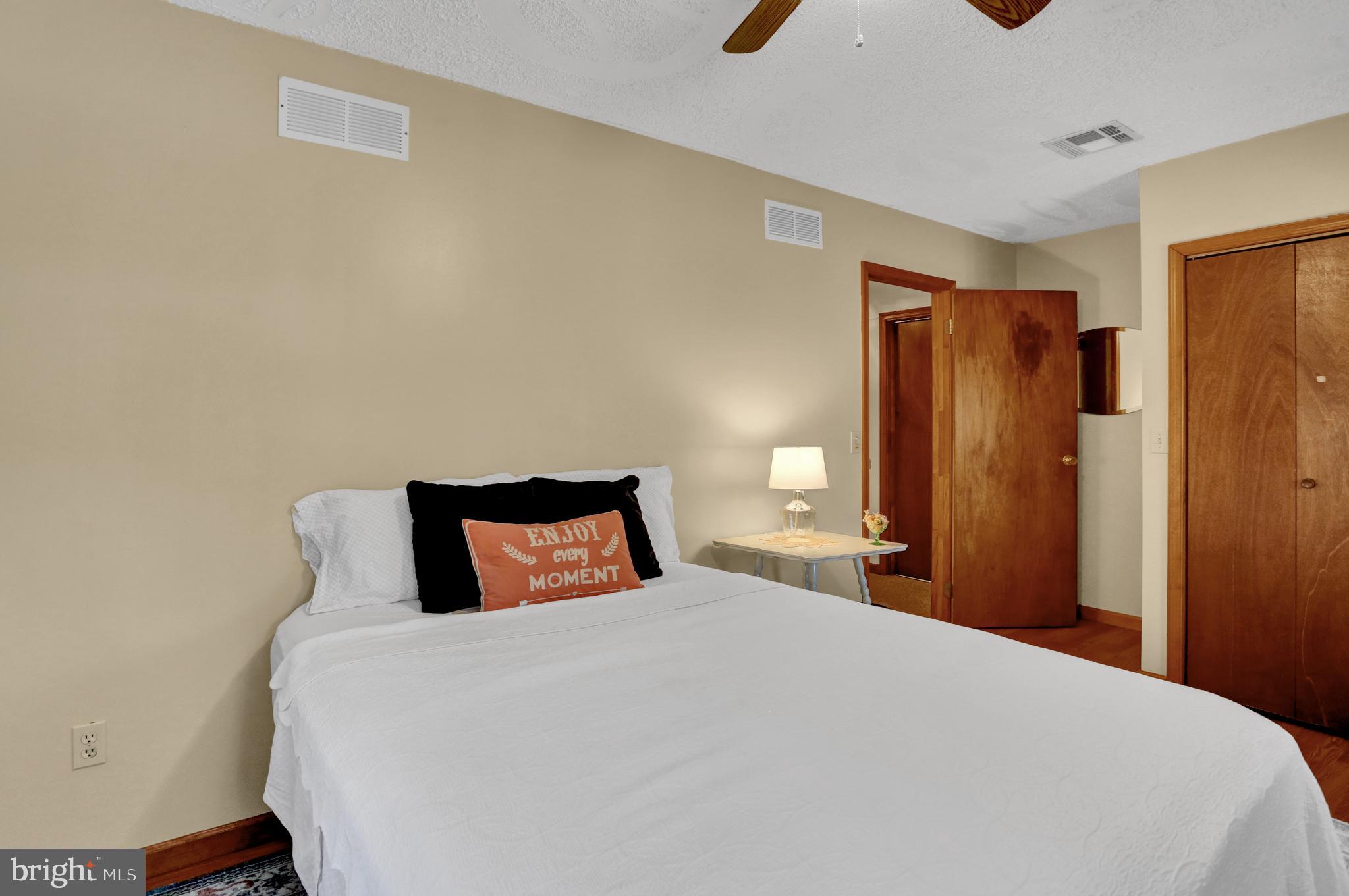 MUHLENBERG PARK - Residential