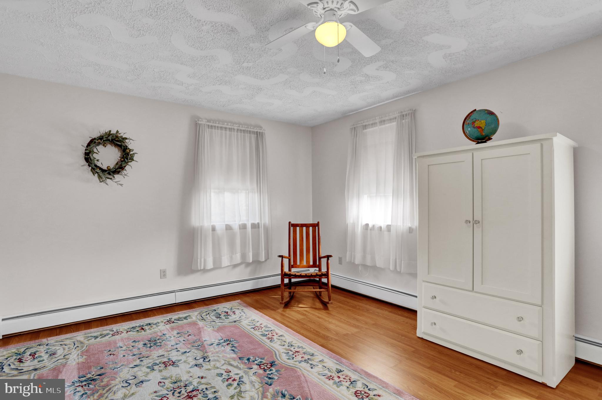 MUHLENBERG PARK - Residential