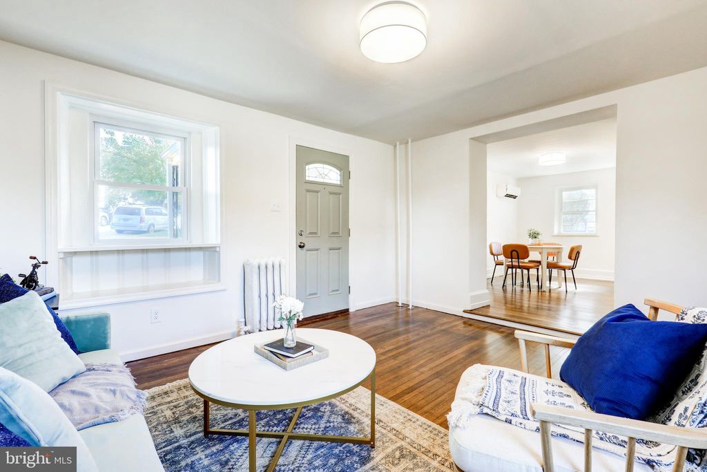 Photo of 461 W 11th Avenue, CONSHOHOCKEN, PA 19428 (MLS # PAMC2158130)