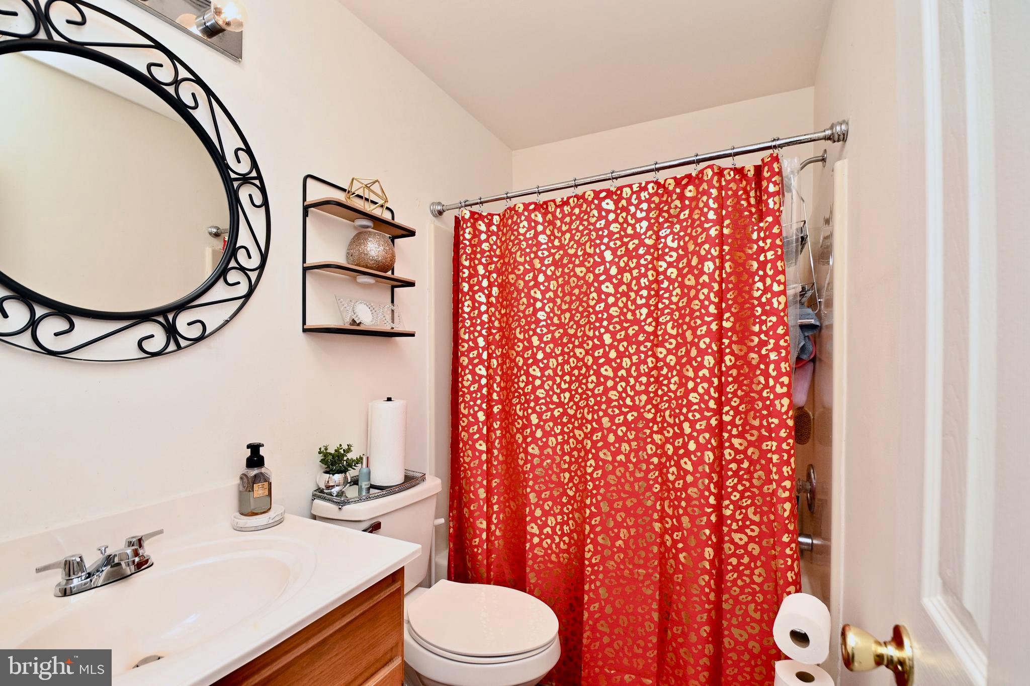 MEADOWS AT WHITE OAK - Residential