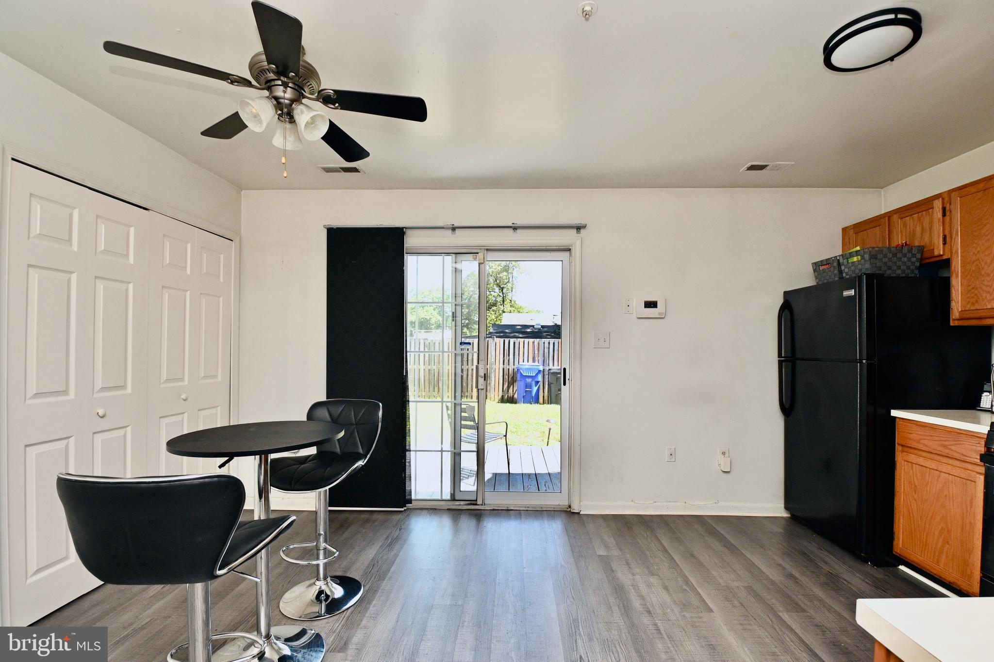 MEADOWS AT WHITE OAK - Residential