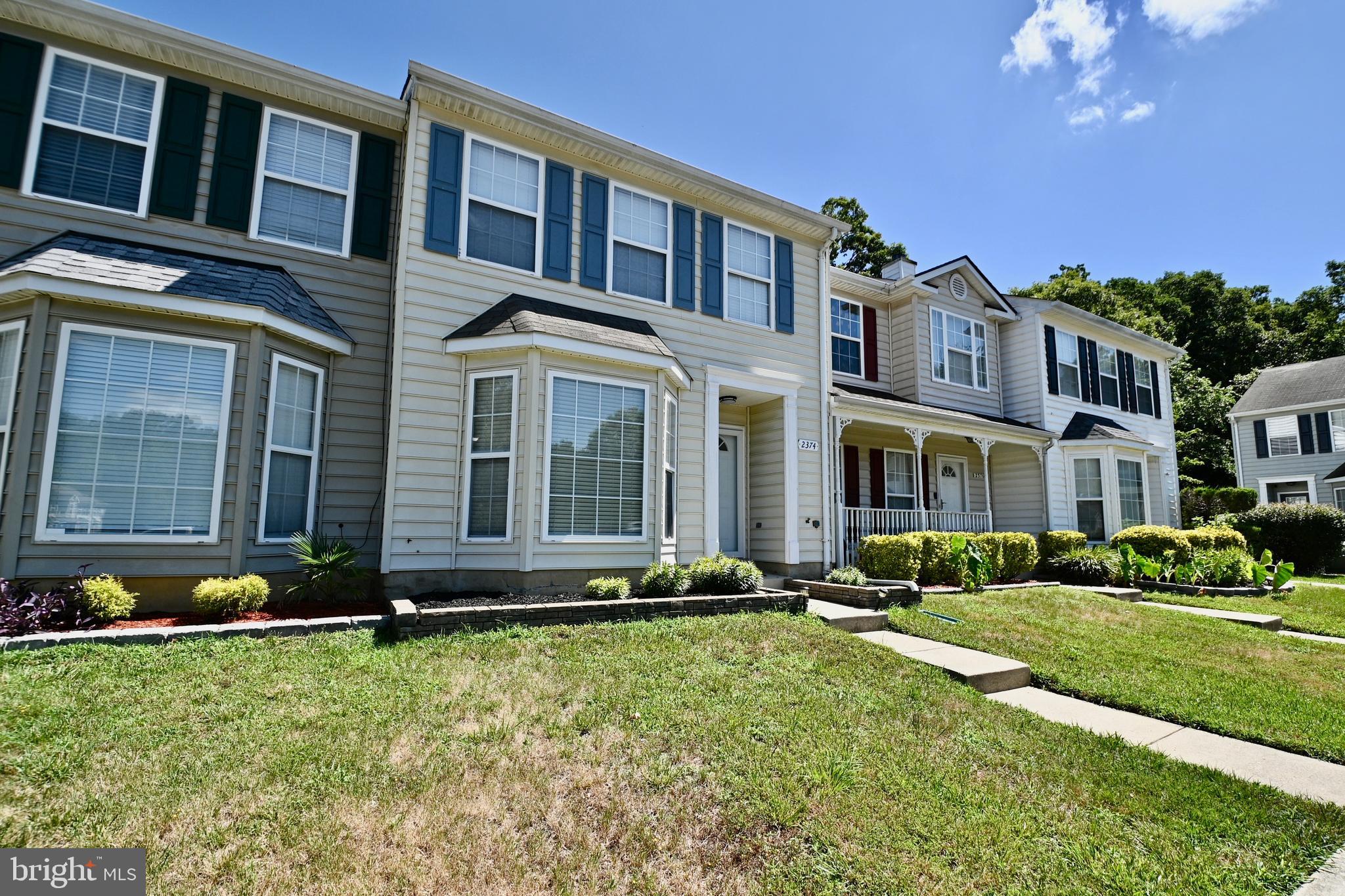 MEADOWS AT WHITE OAK - Residential