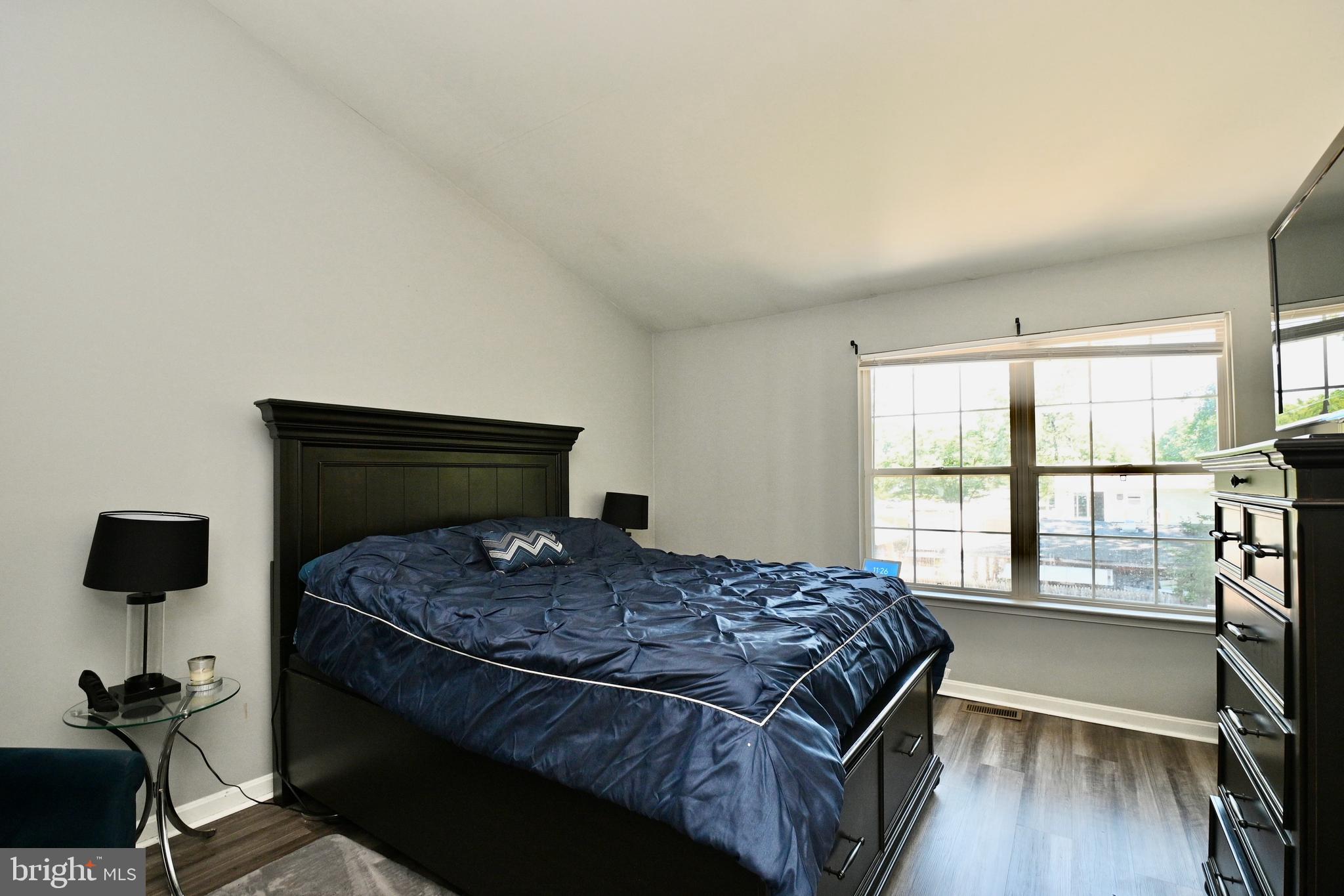 MEADOWS AT WHITE OAK - Residential