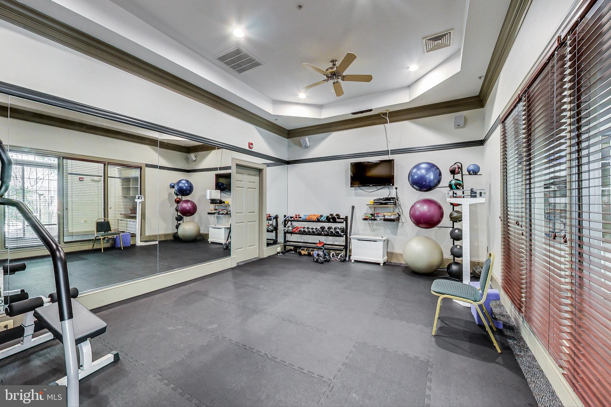 HIGH VIEW AT HUNT VALLEY - Residential