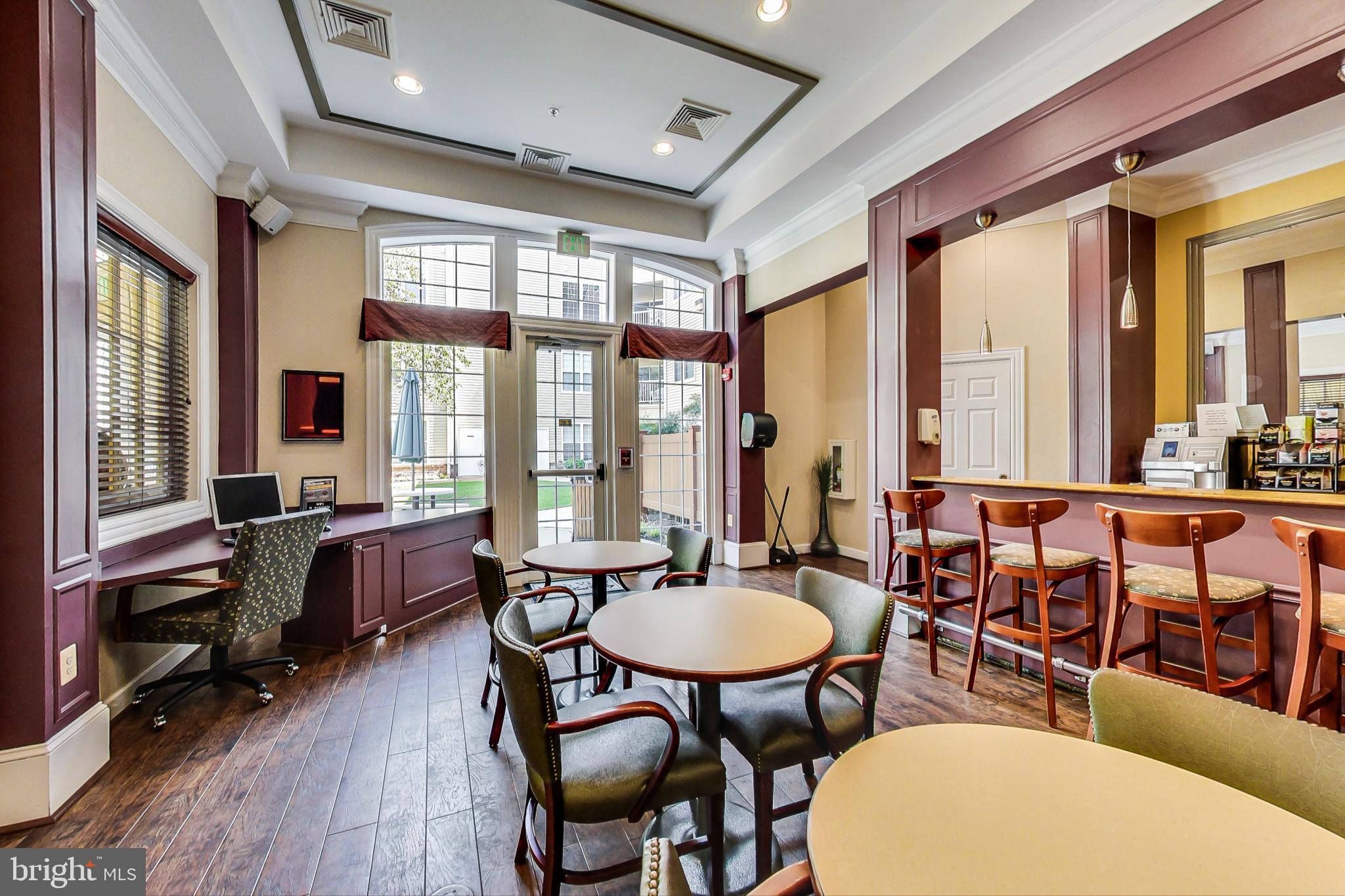 HIGH VIEW AT HUNT VALLEY - Residential