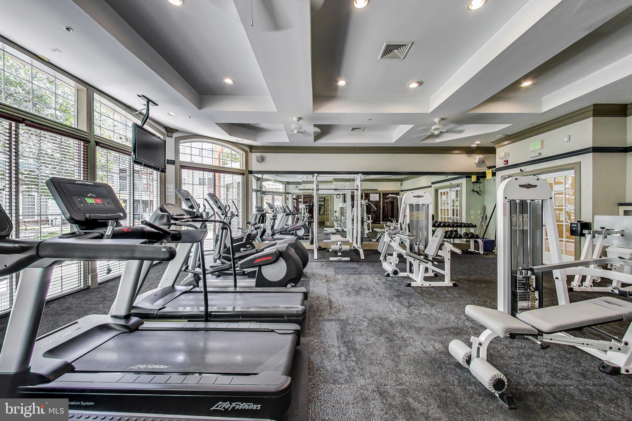 HIGH VIEW AT HUNT VALLEY - Residential