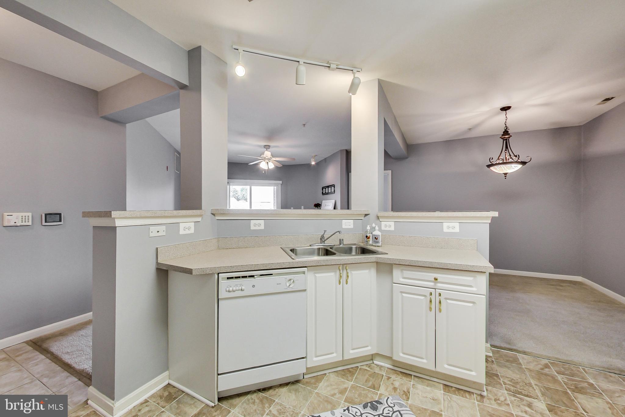 HIGH VIEW AT HUNT VALLEY - Residential