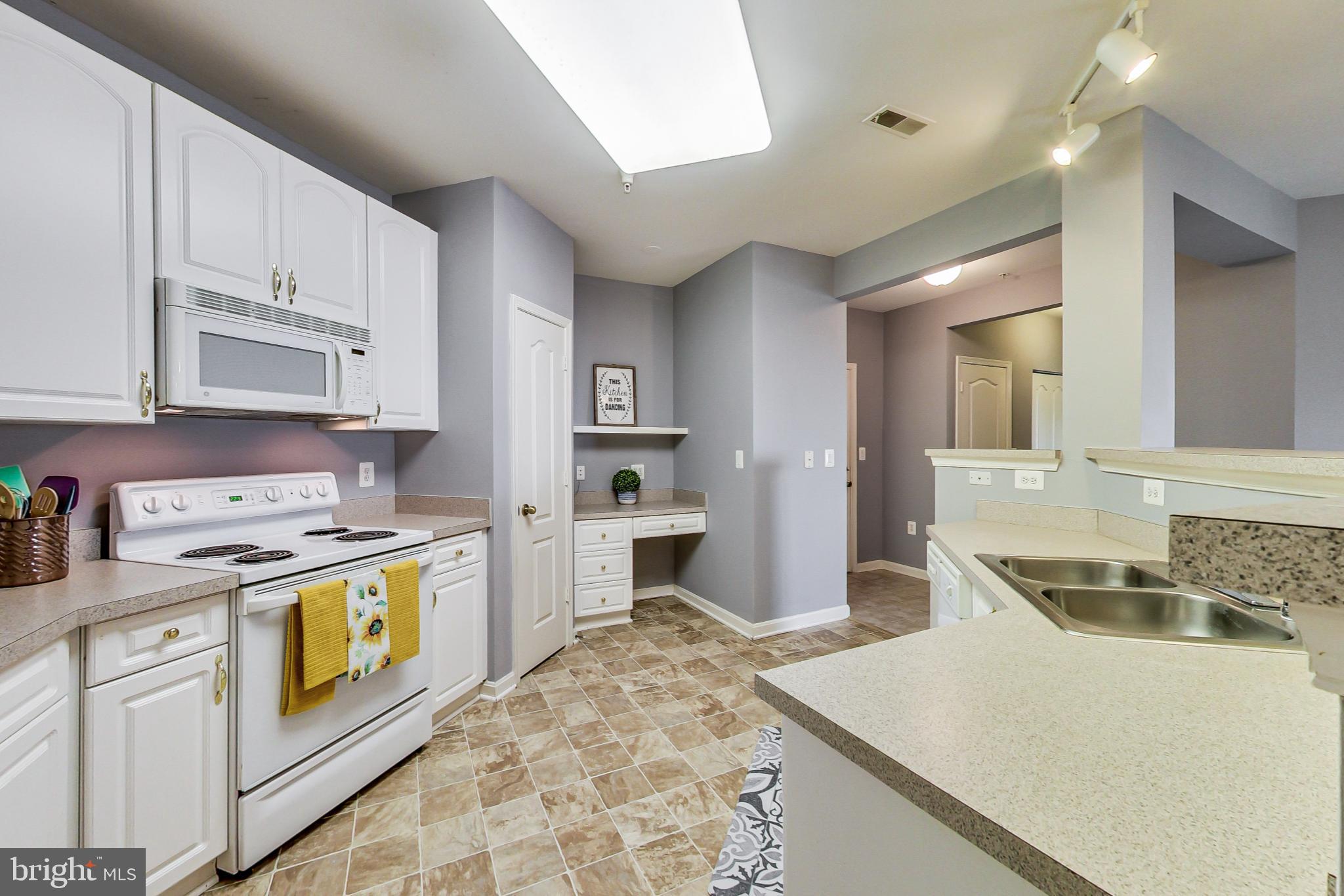 HIGH VIEW AT HUNT VALLEY - Residential