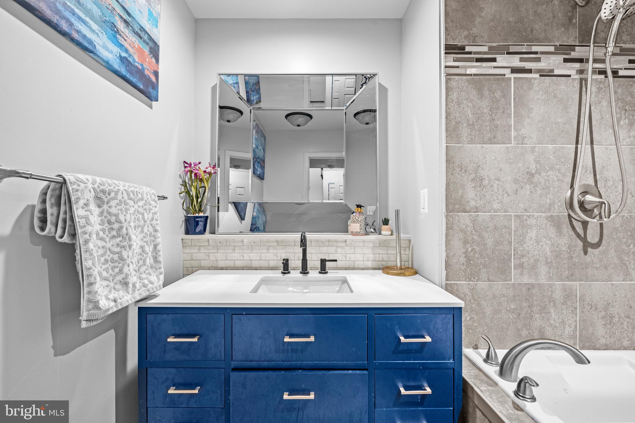 ST CHARLES BANNISTER - Residential