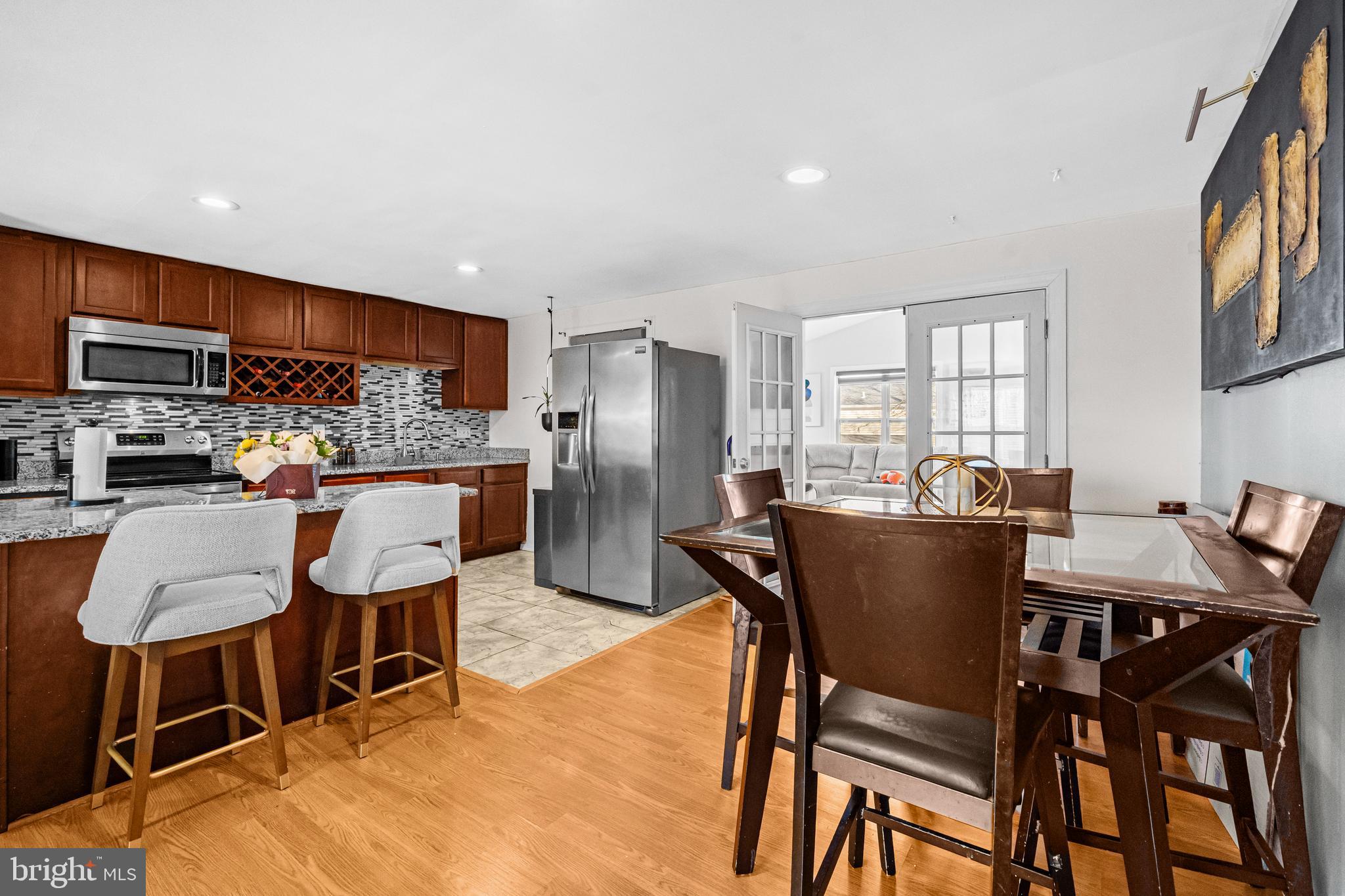 ST CHARLES BANNISTER - Residential