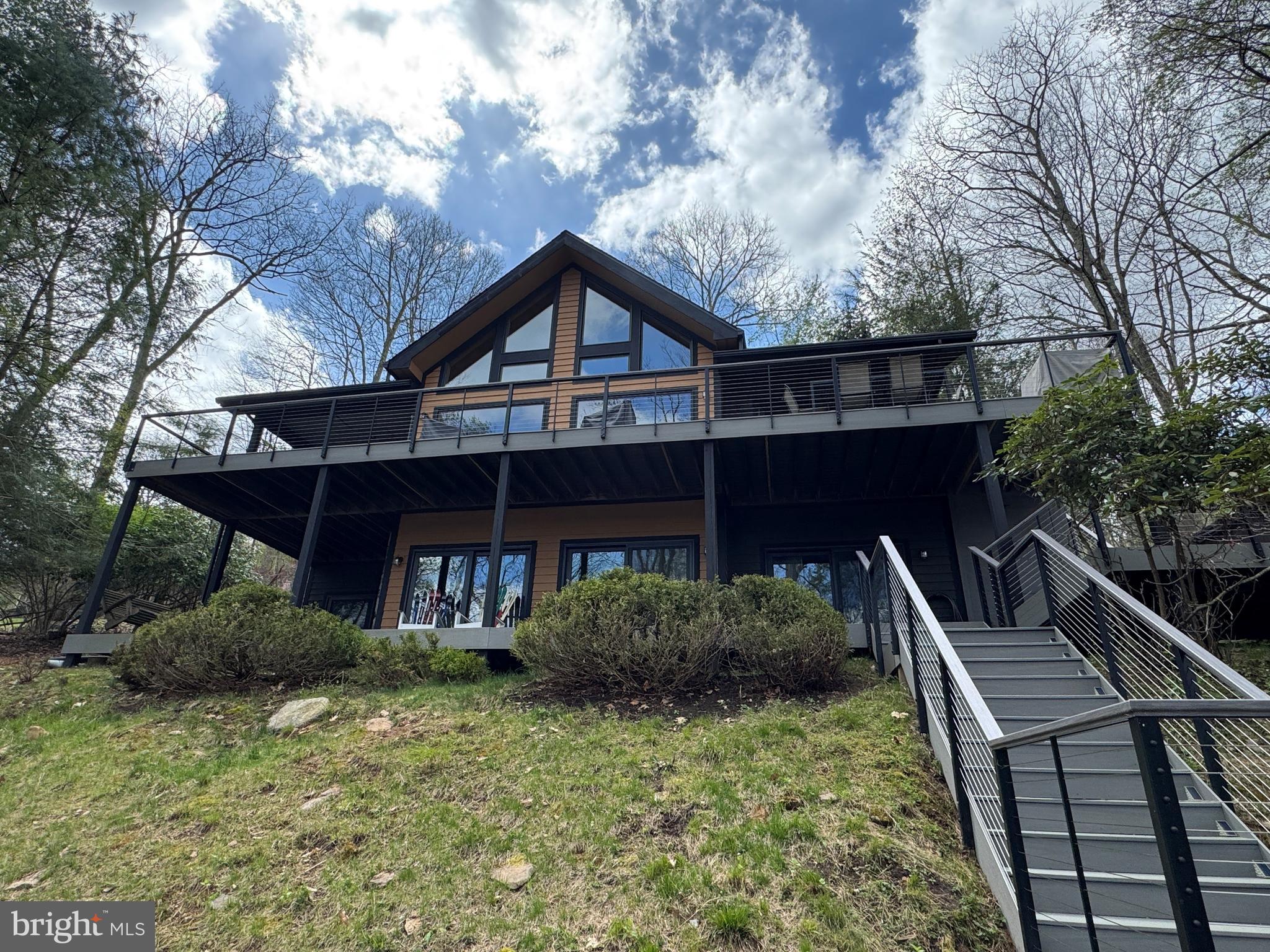 WATERSIDE AT WISP - Residential