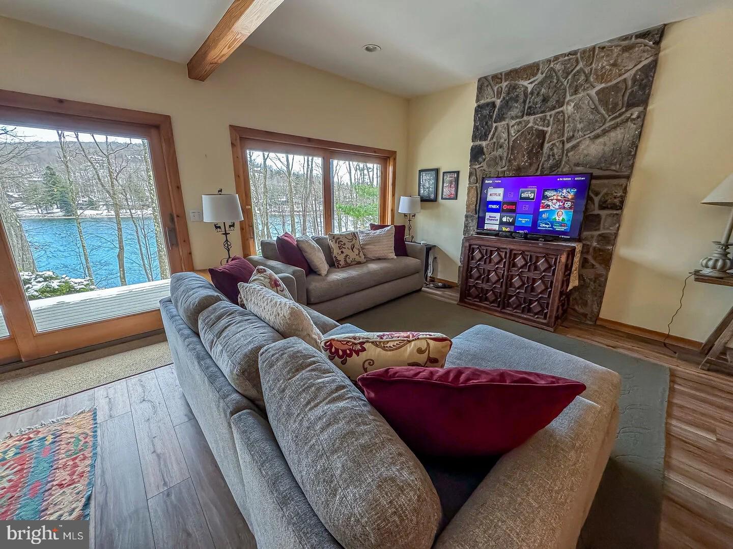 WATERSIDE AT WISP - Residential