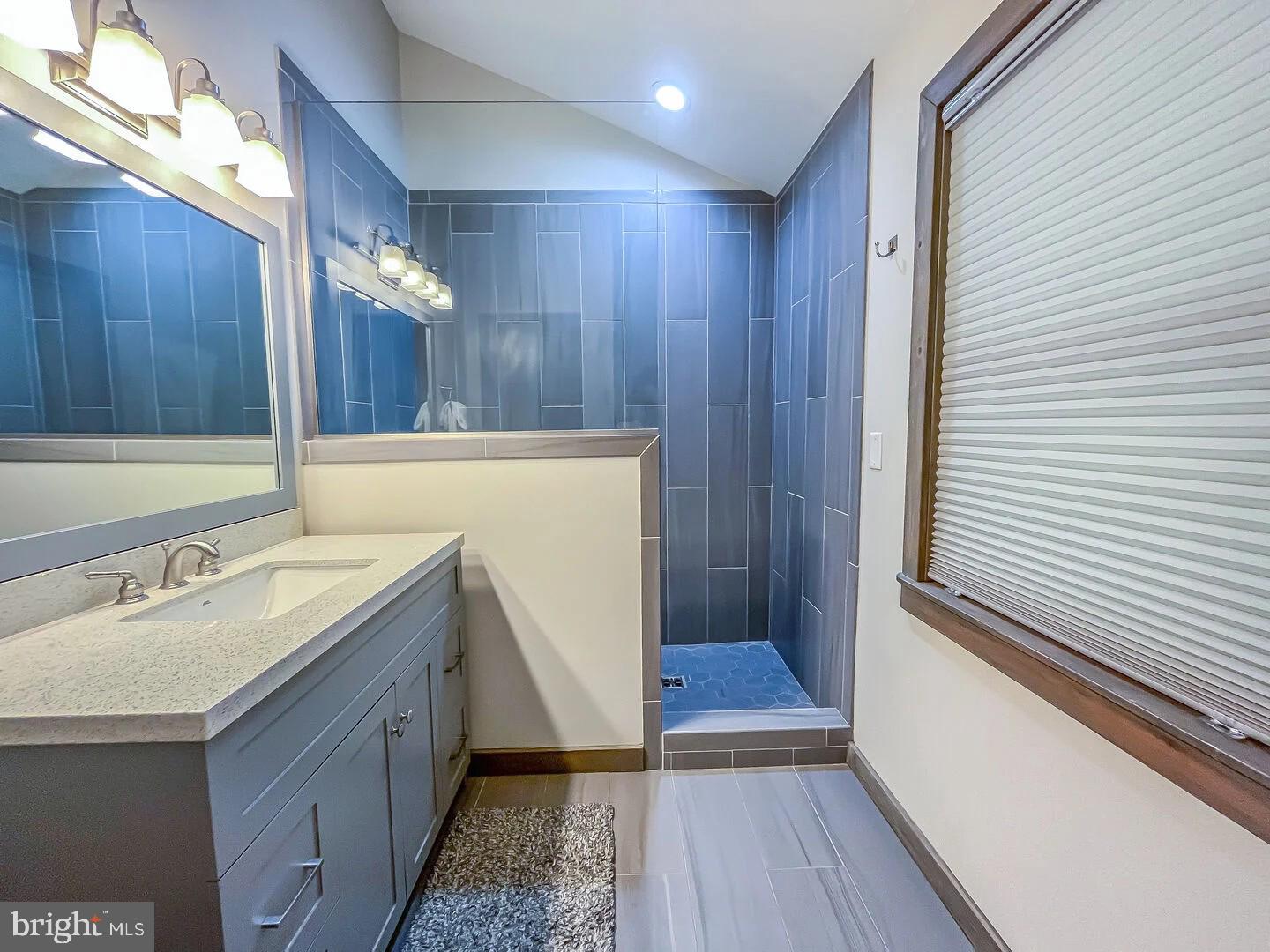 WATERSIDE AT WISP - Residential