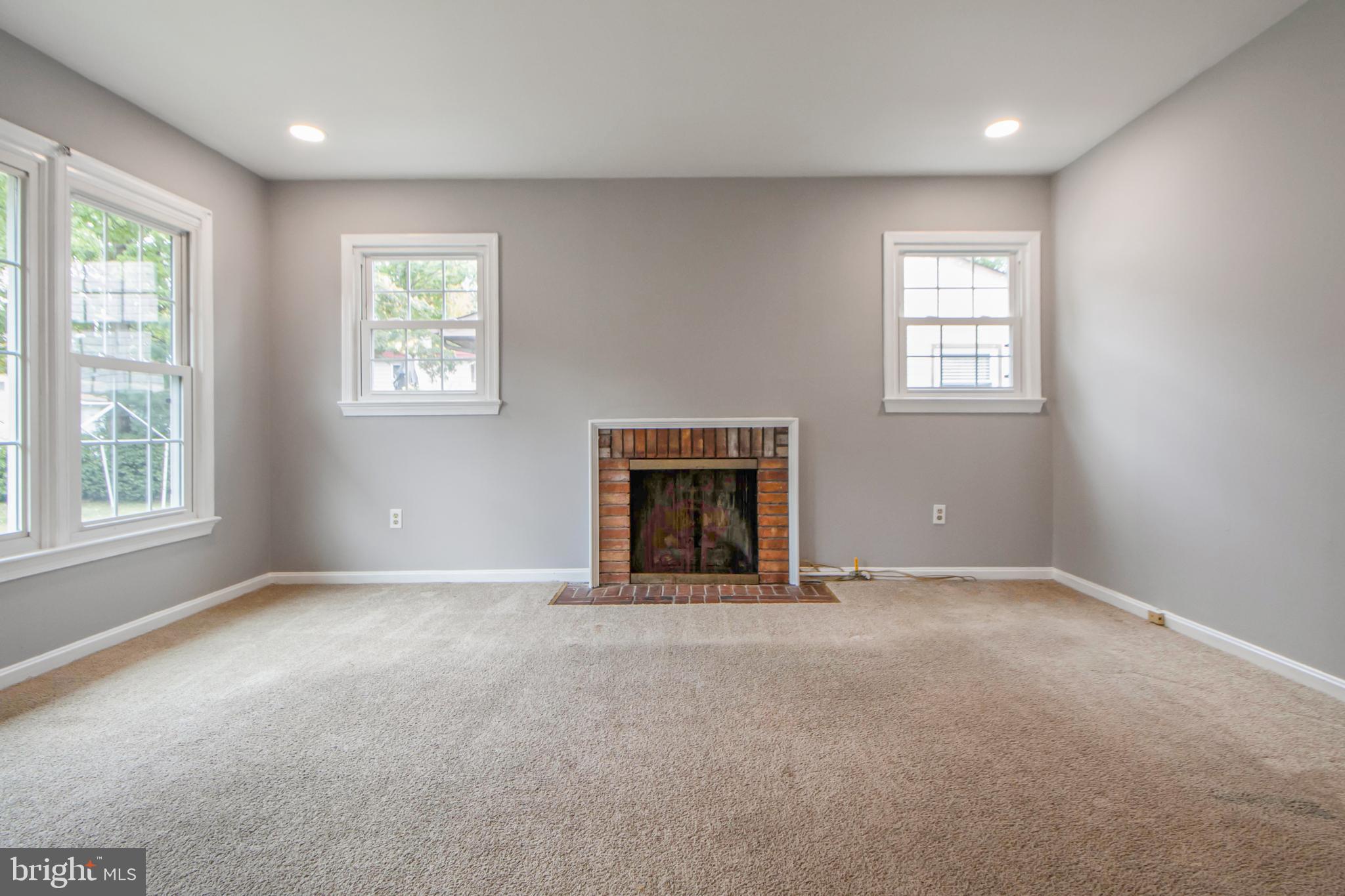 HYNESBORO PARK - Residential