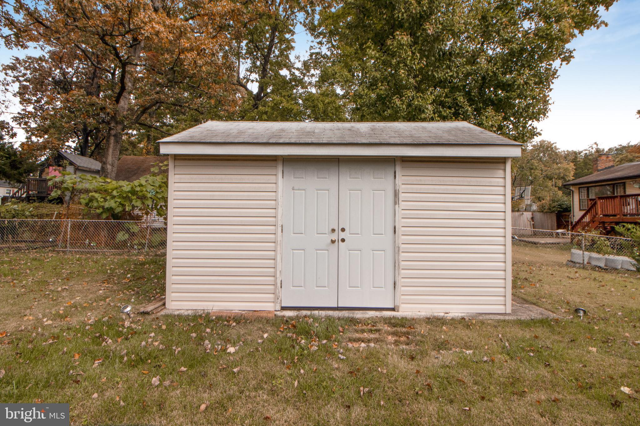 HYNESBORO PARK - Residential