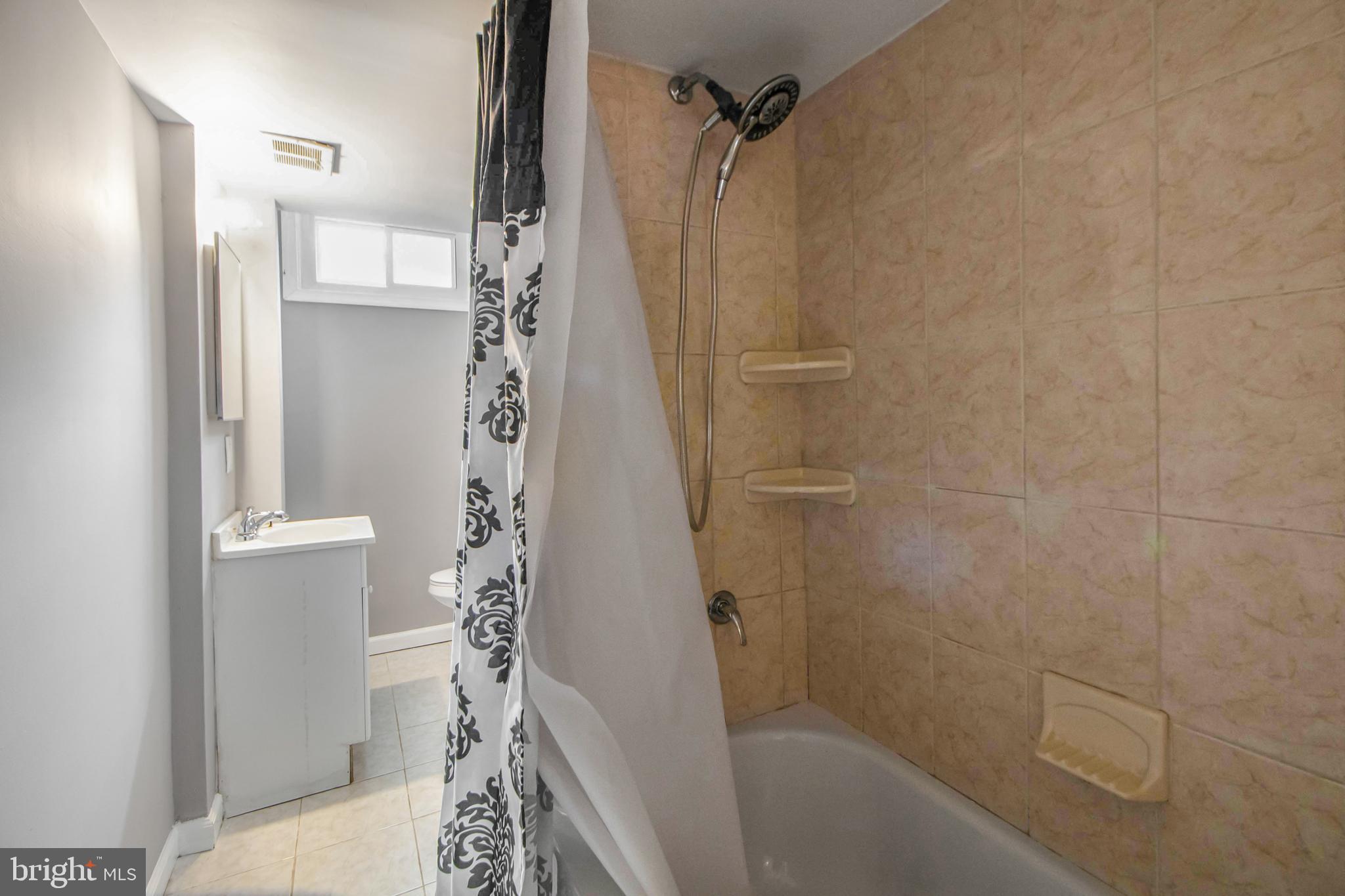 HYNESBORO PARK - Residential