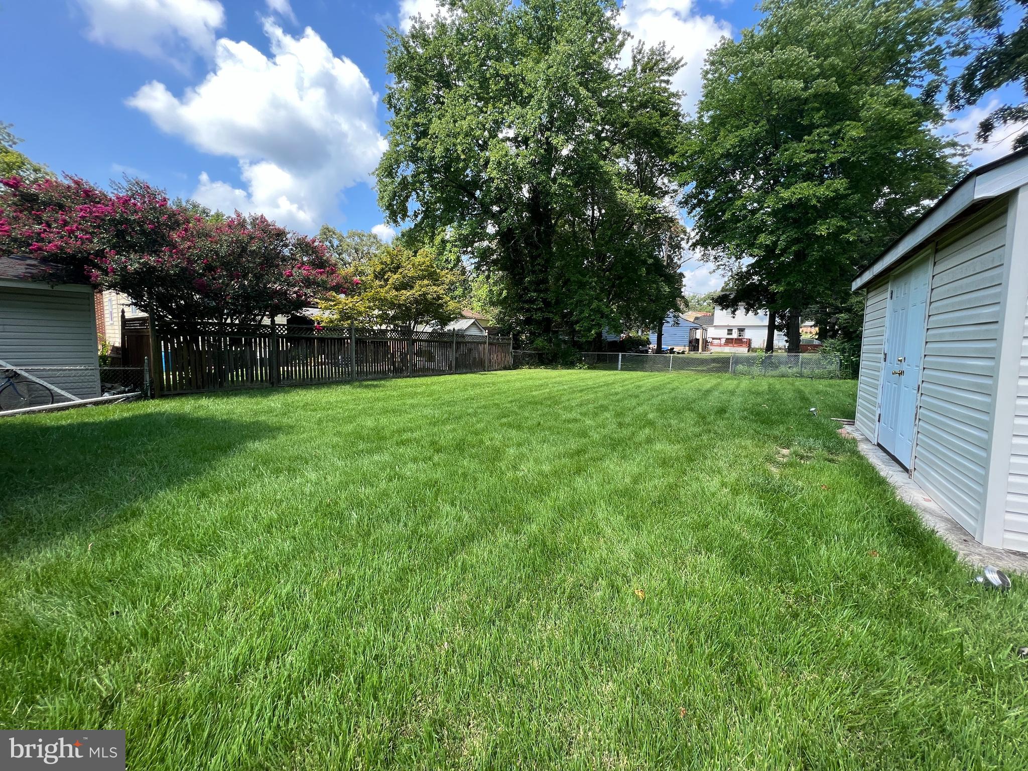 HYNESBORO PARK - Residential