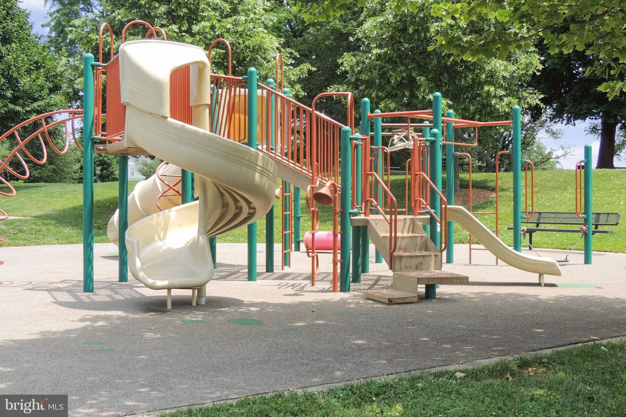 KING FARM - Residential