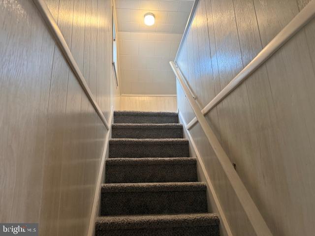 WILLIAMSTOWN - Residential