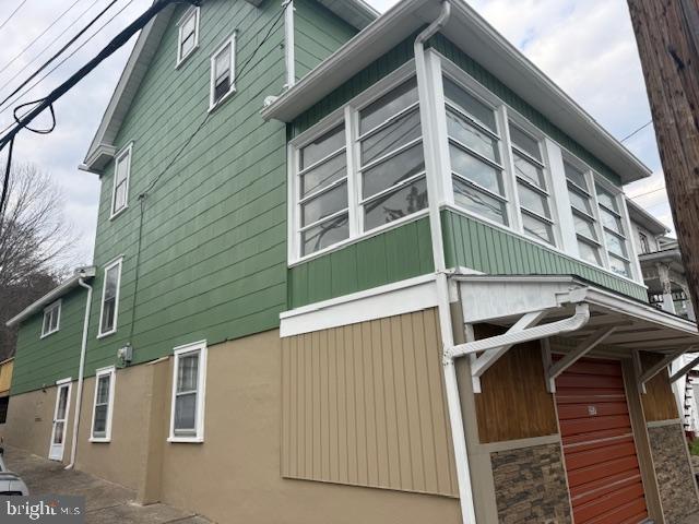 WILLIAMSTOWN - Residential