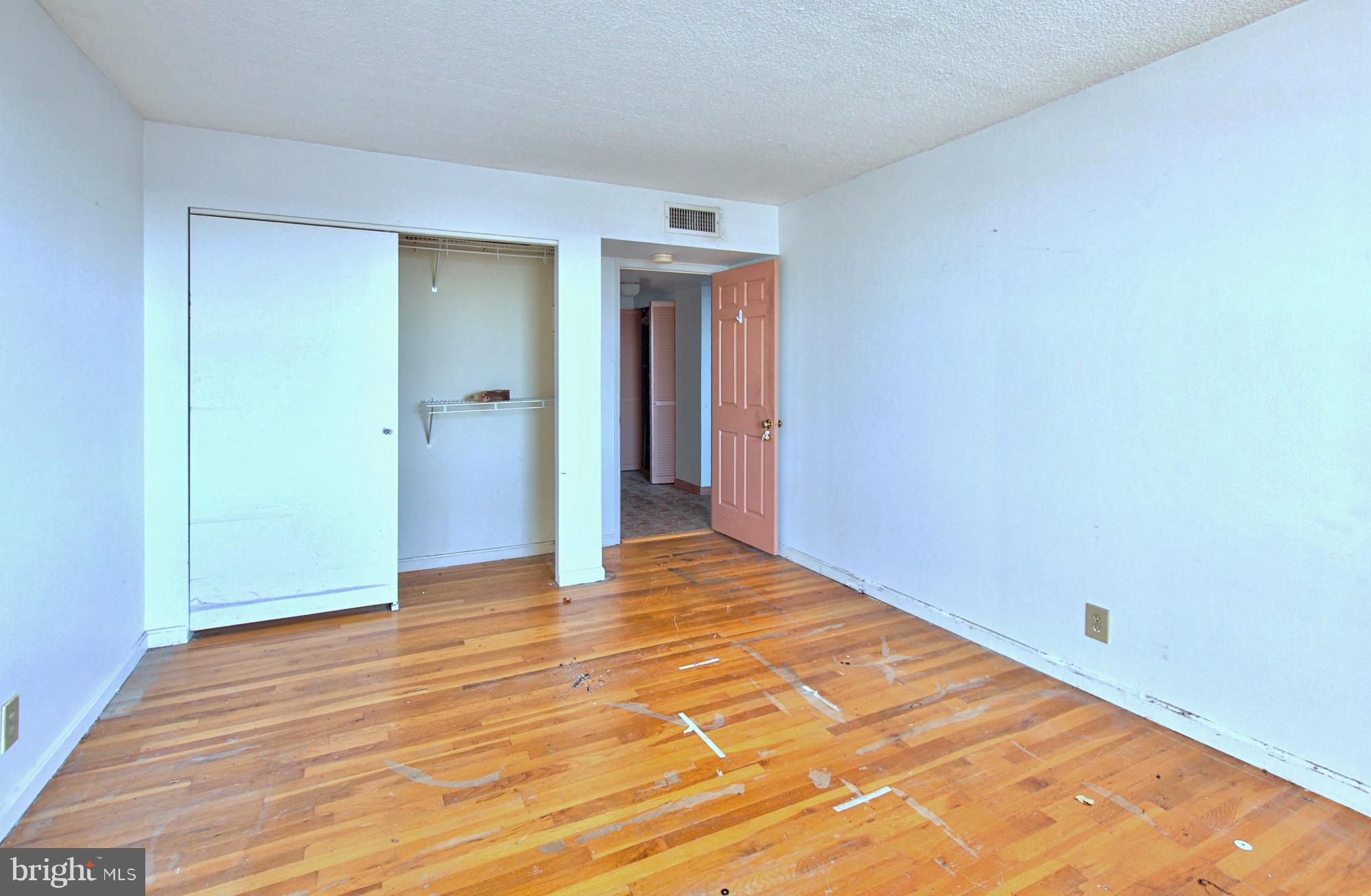 SAINT PAUL AT CHASE - Residential