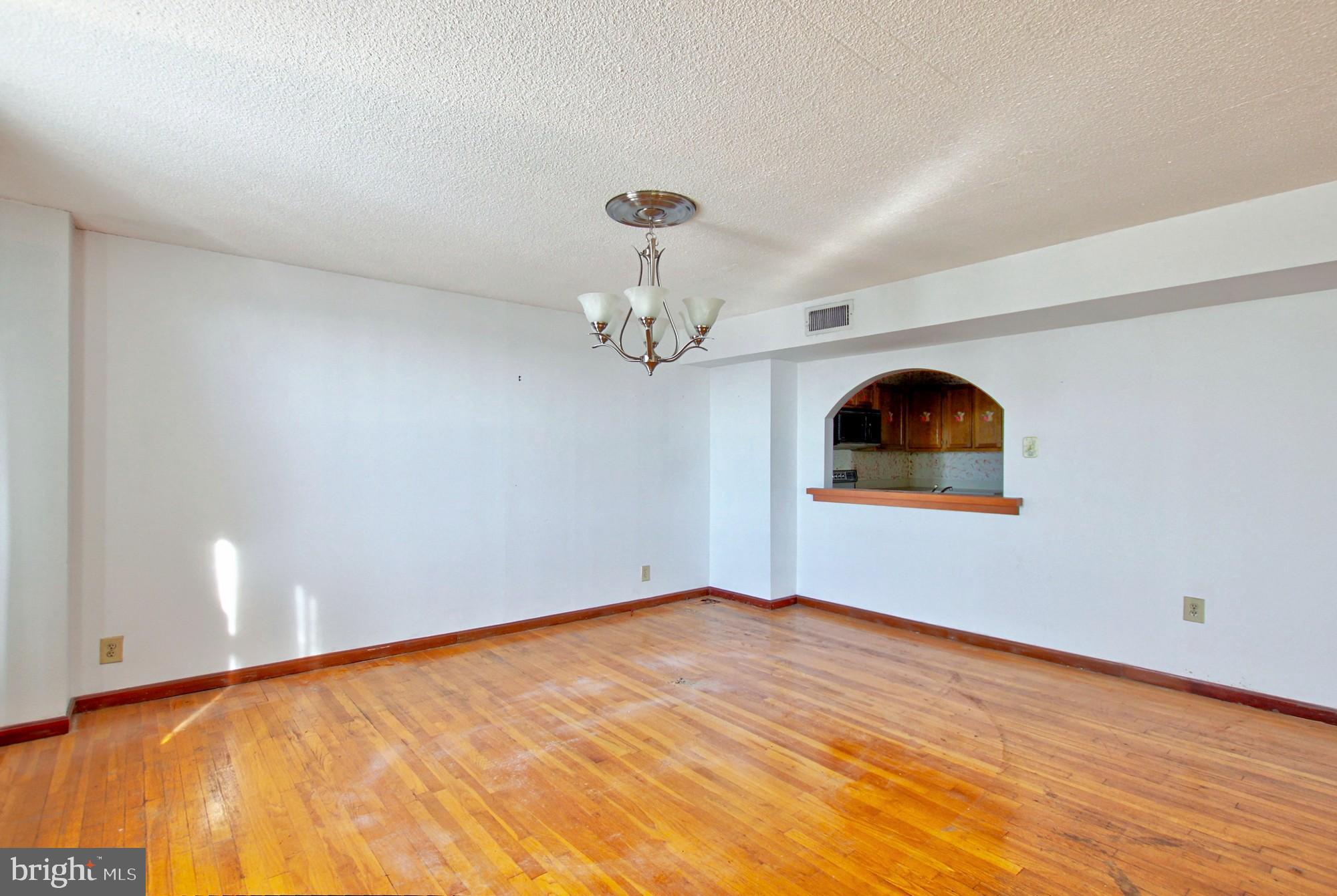 SAINT PAUL AT CHASE - Residential