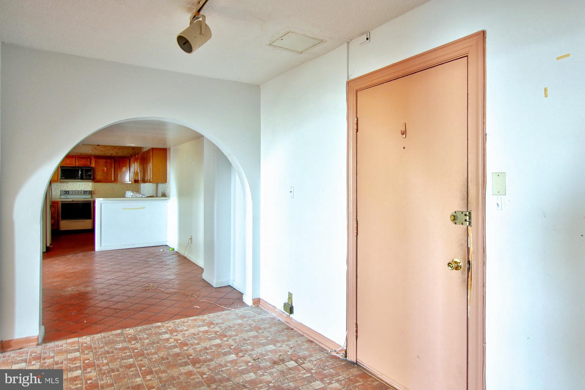 SAINT PAUL AT CHASE - Residential