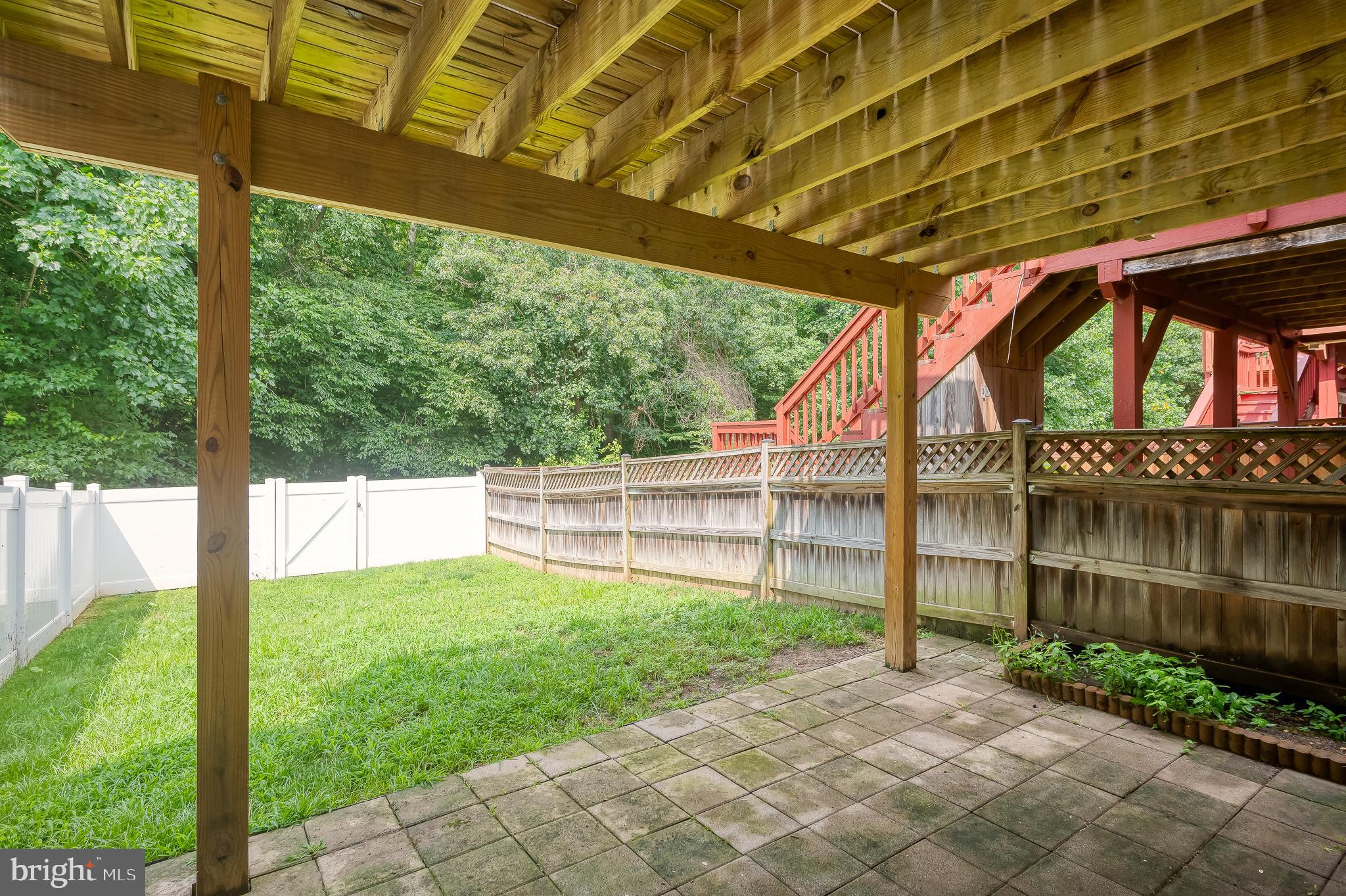 AUTUMN RUN - Residential