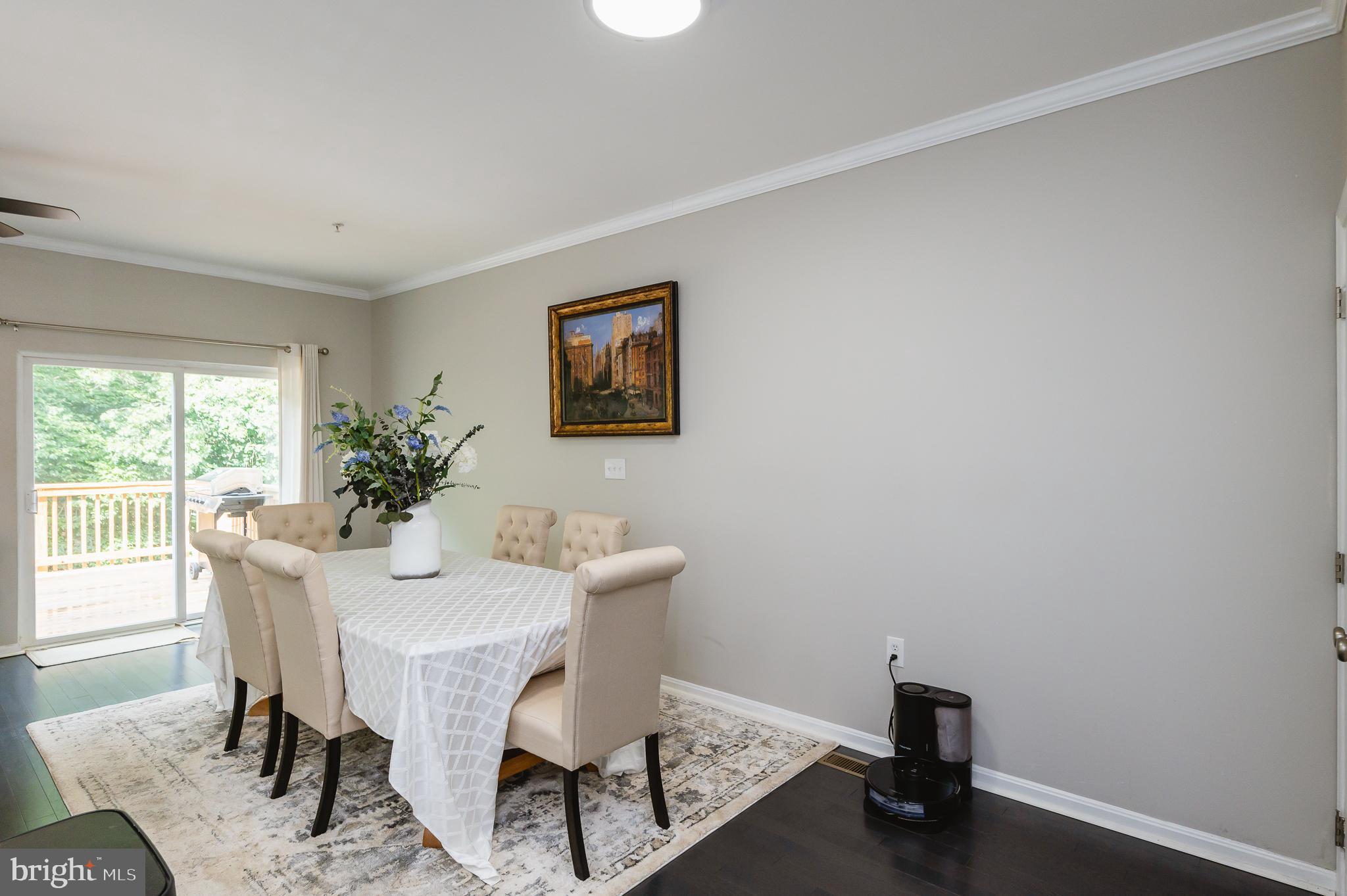 AUTUMN RUN - Residential