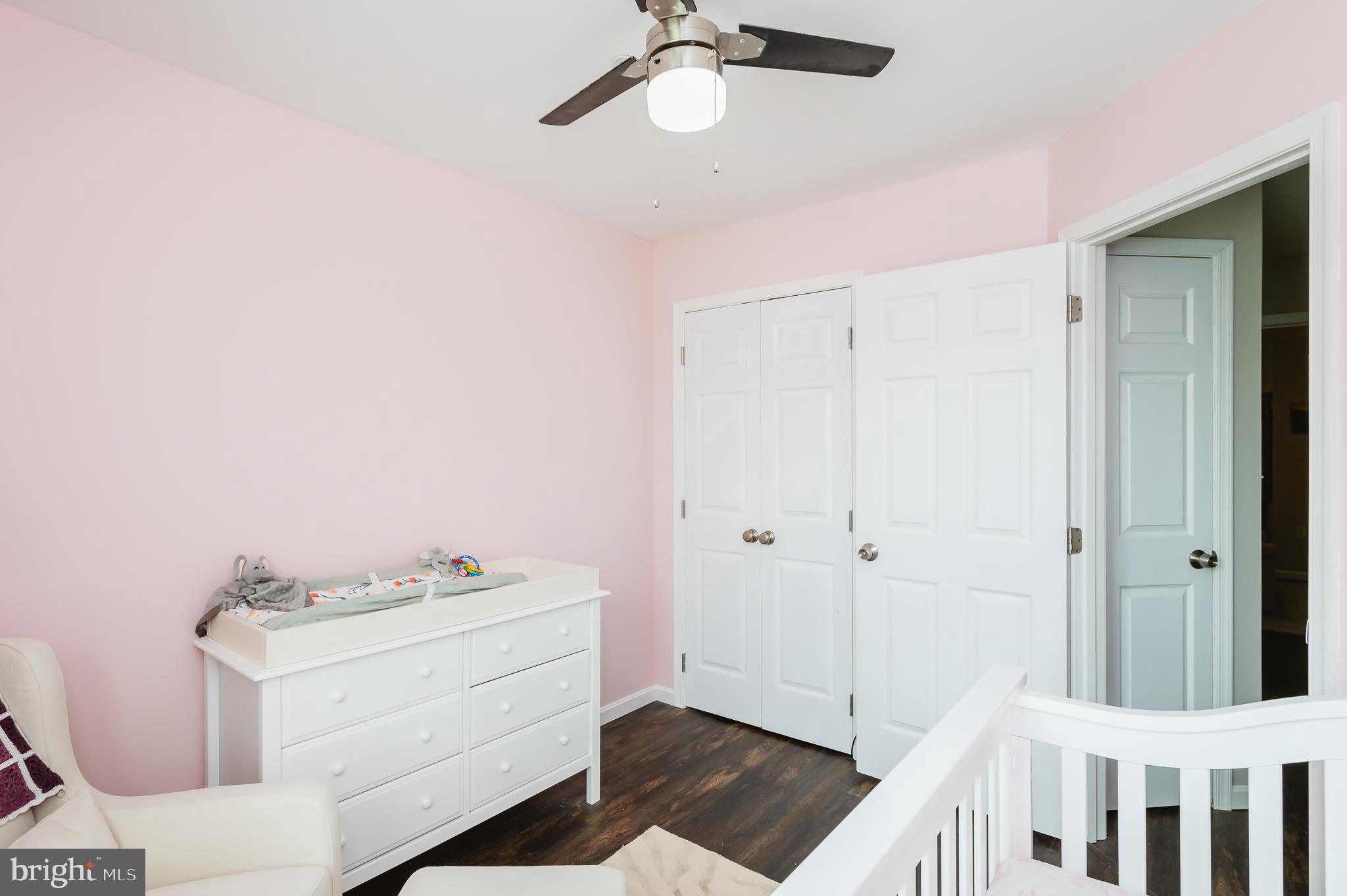 AUTUMN RUN - Residential