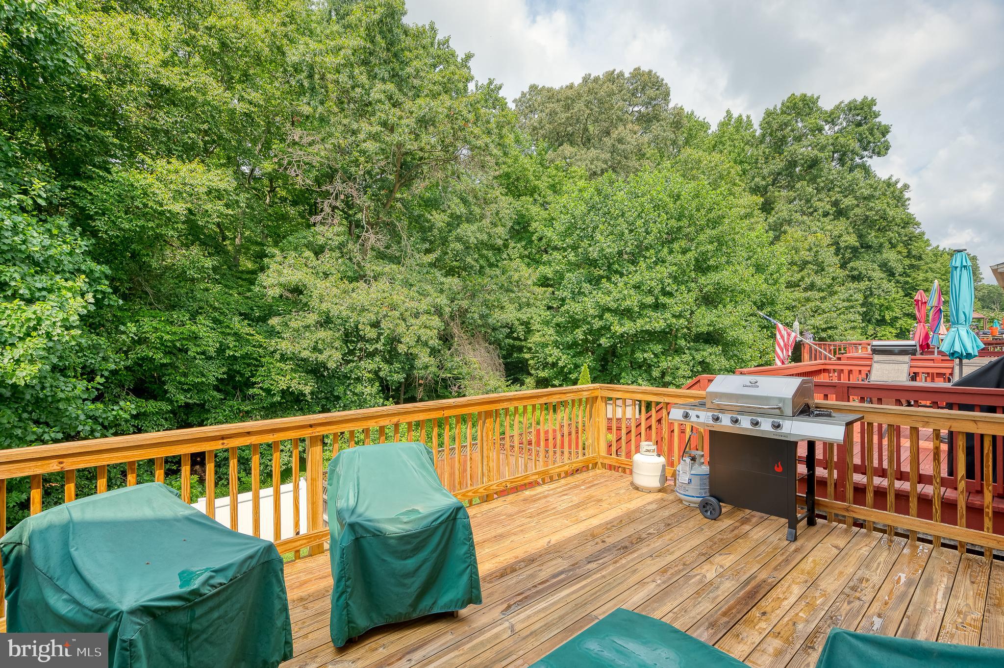 AUTUMN RUN - Residential