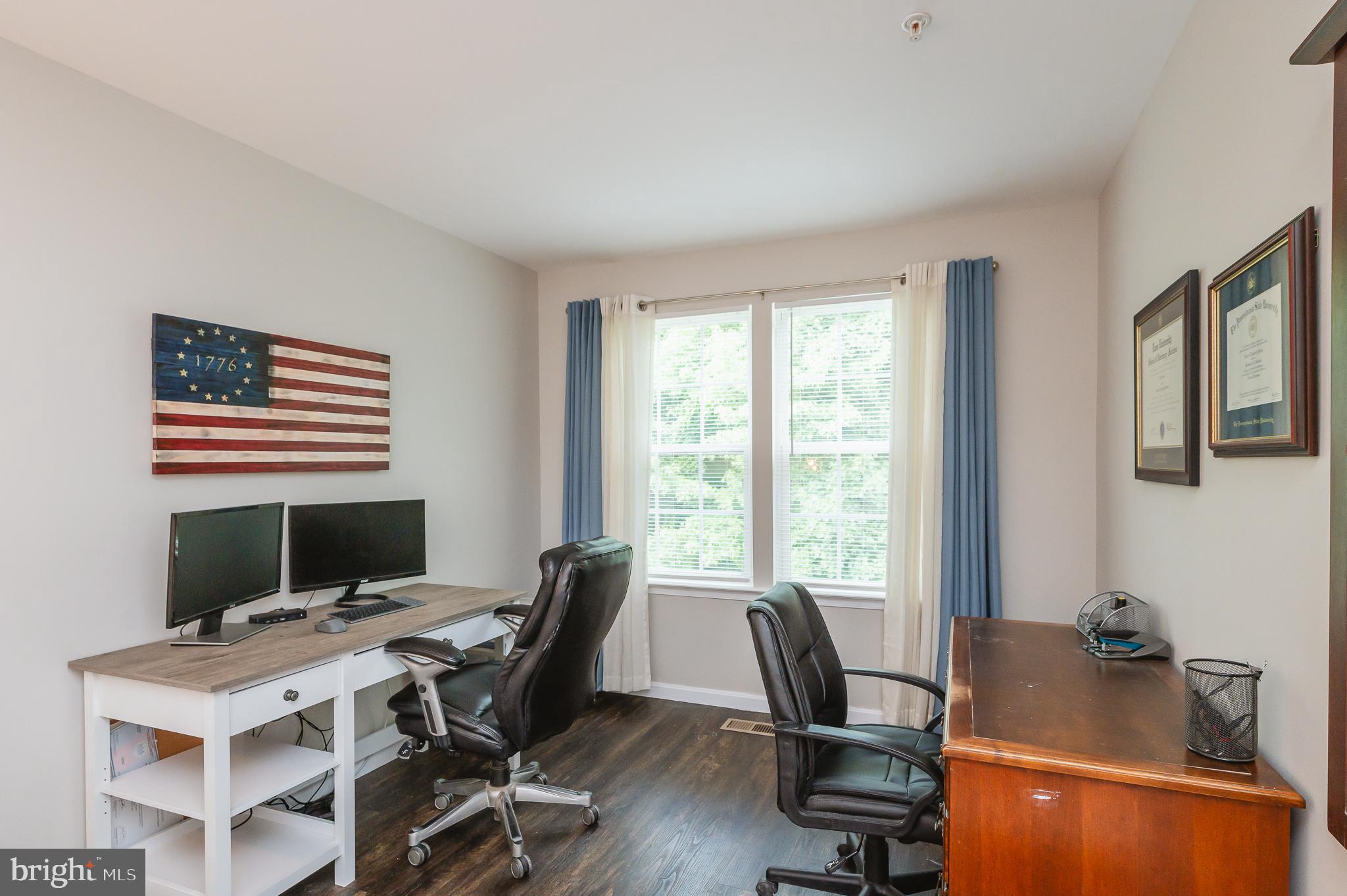 AUTUMN RUN - Residential