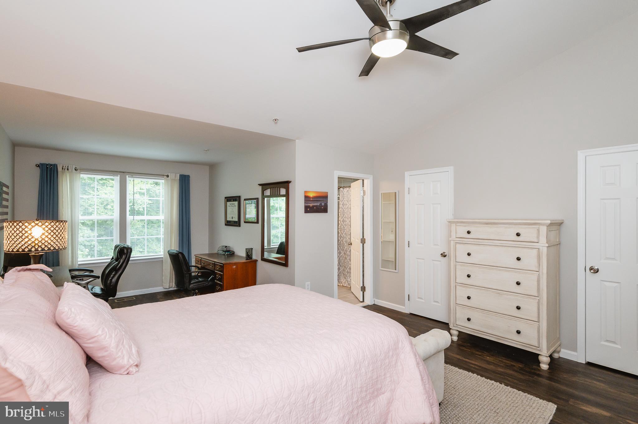 AUTUMN RUN - Residential