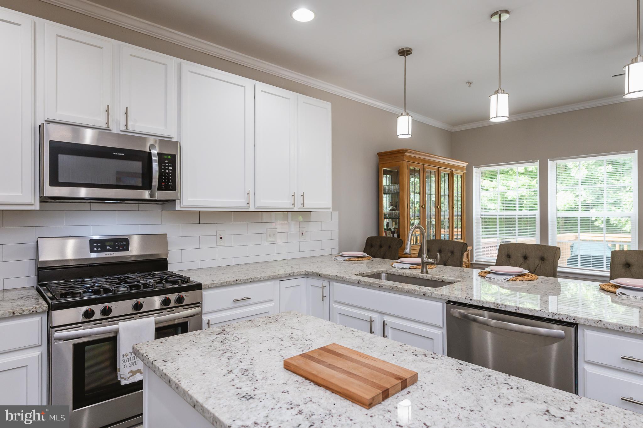 AUTUMN RUN - Residential