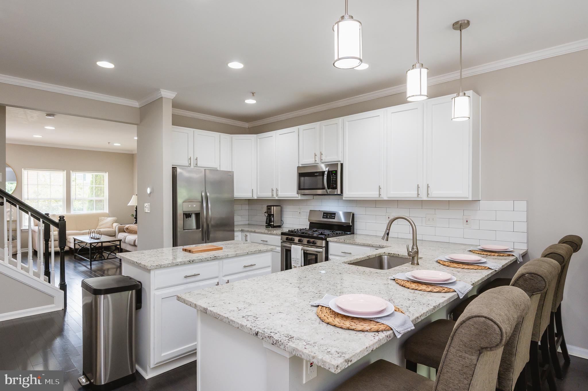 AUTUMN RUN - Residential