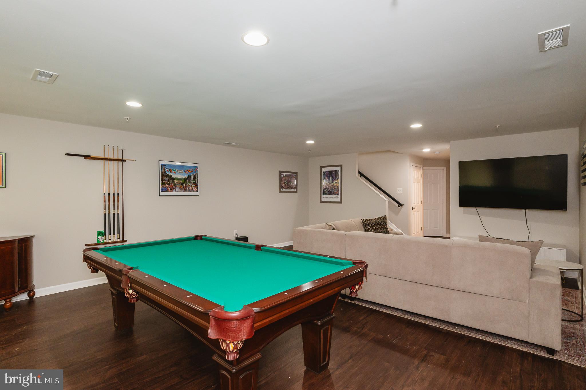 AUTUMN RUN - Residential