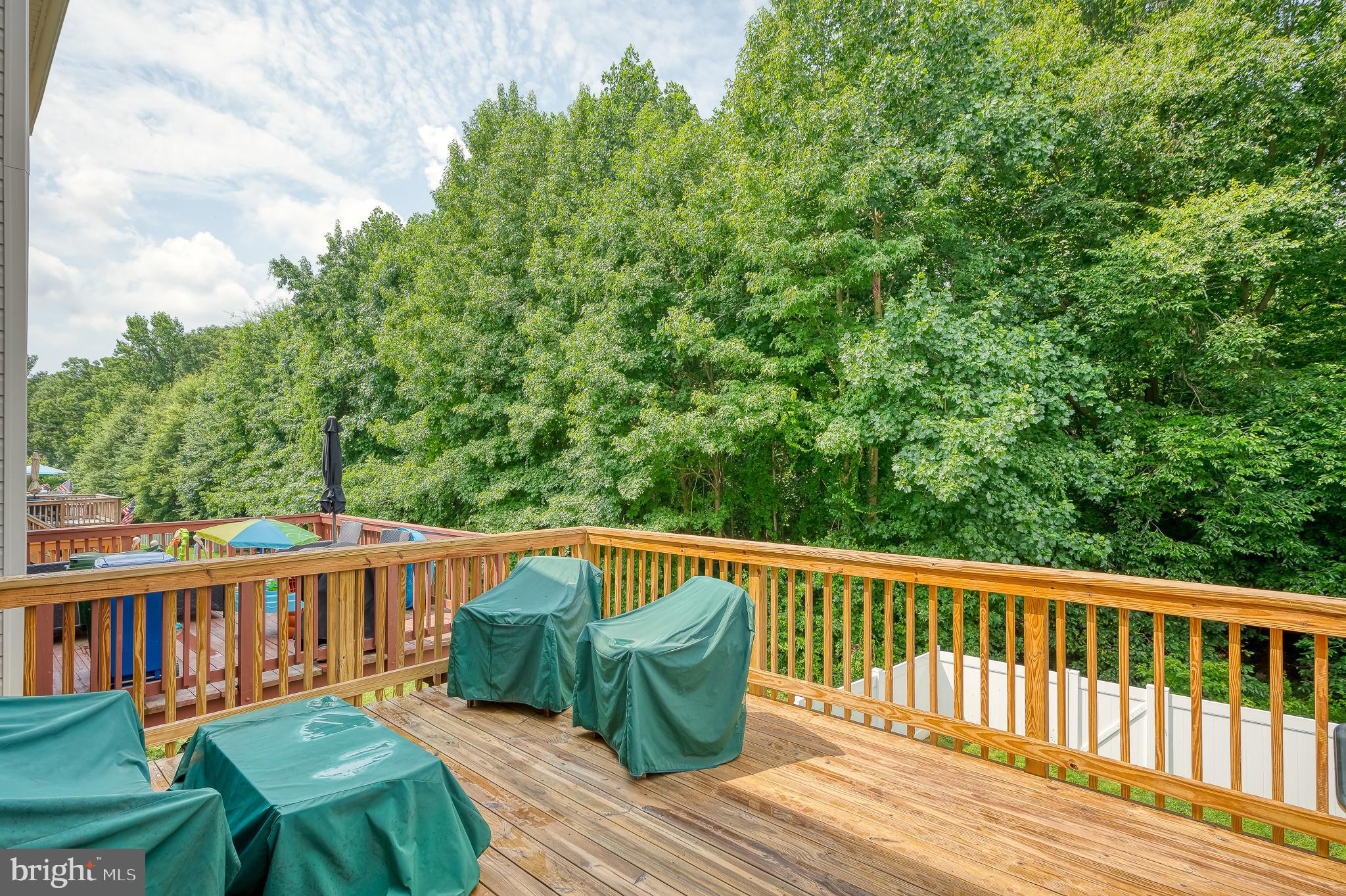 AUTUMN RUN - Residential